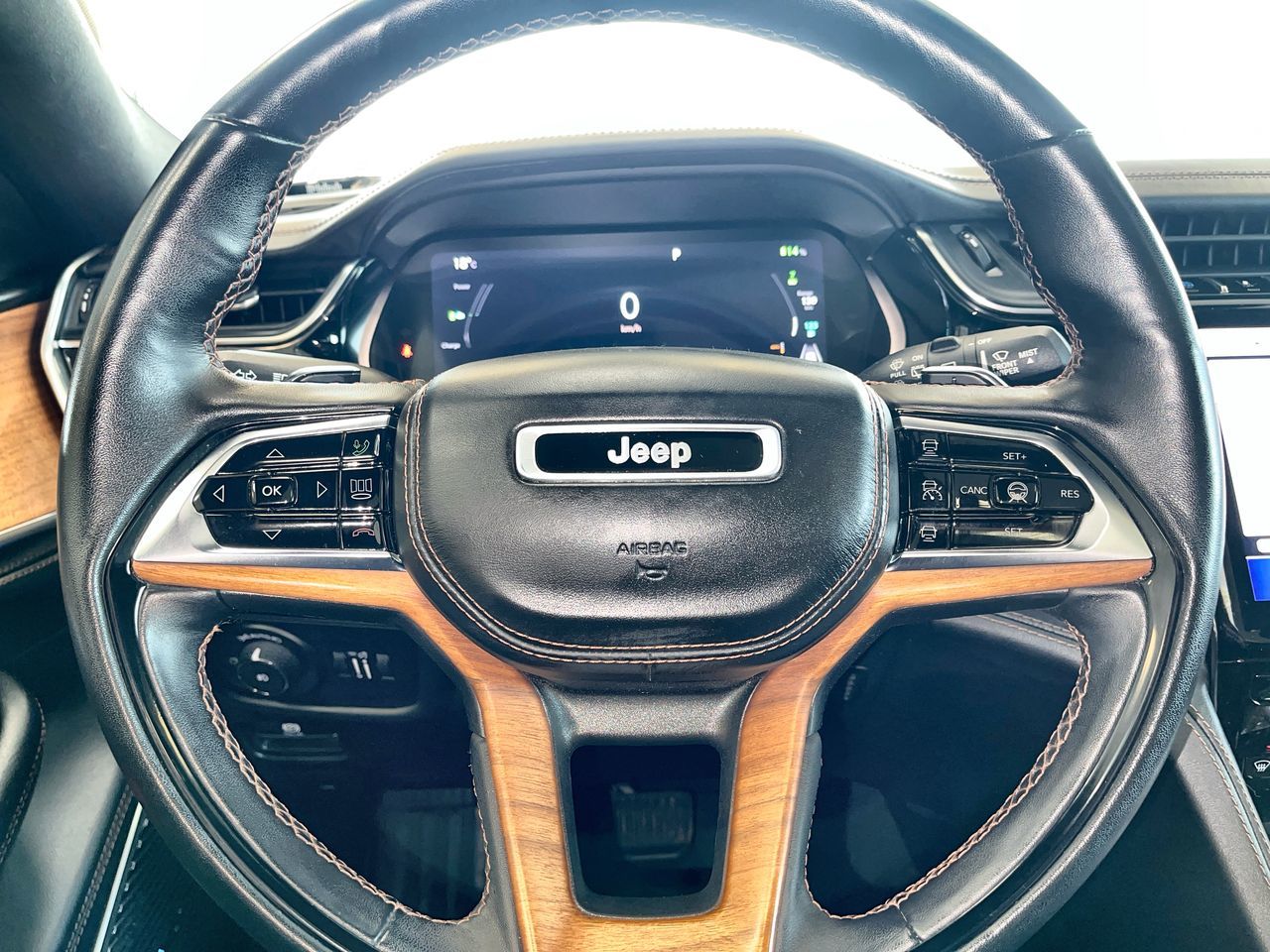 2022 Jeep Grand Cherokee in Regina, Saskatchewan
