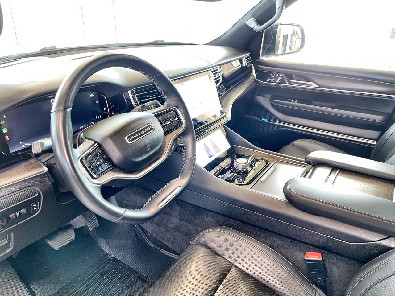 2022 Jeep Grand Wagoneer