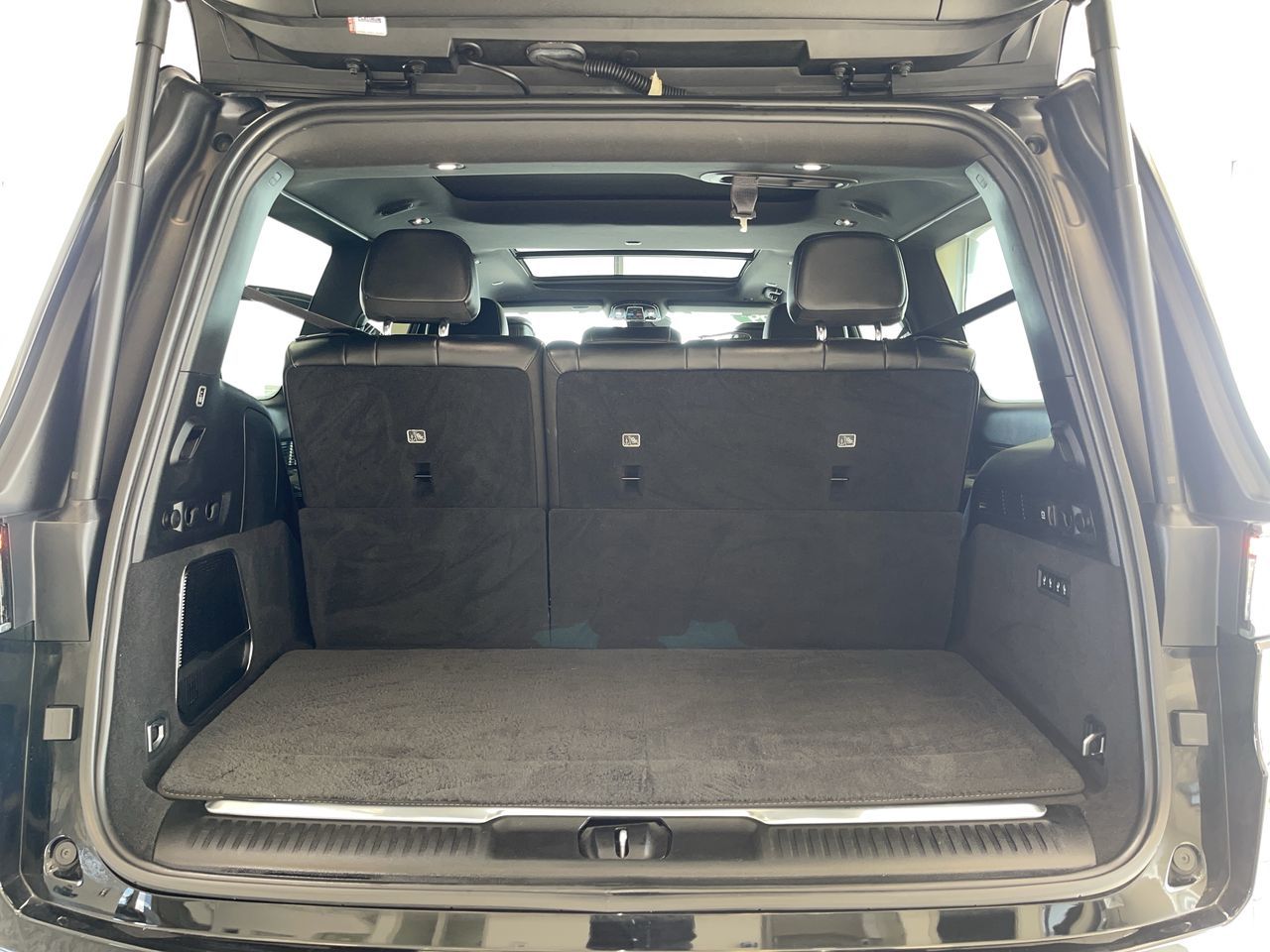 2022 Jeep Grand Wagoneer in Regina, Saskatchewan