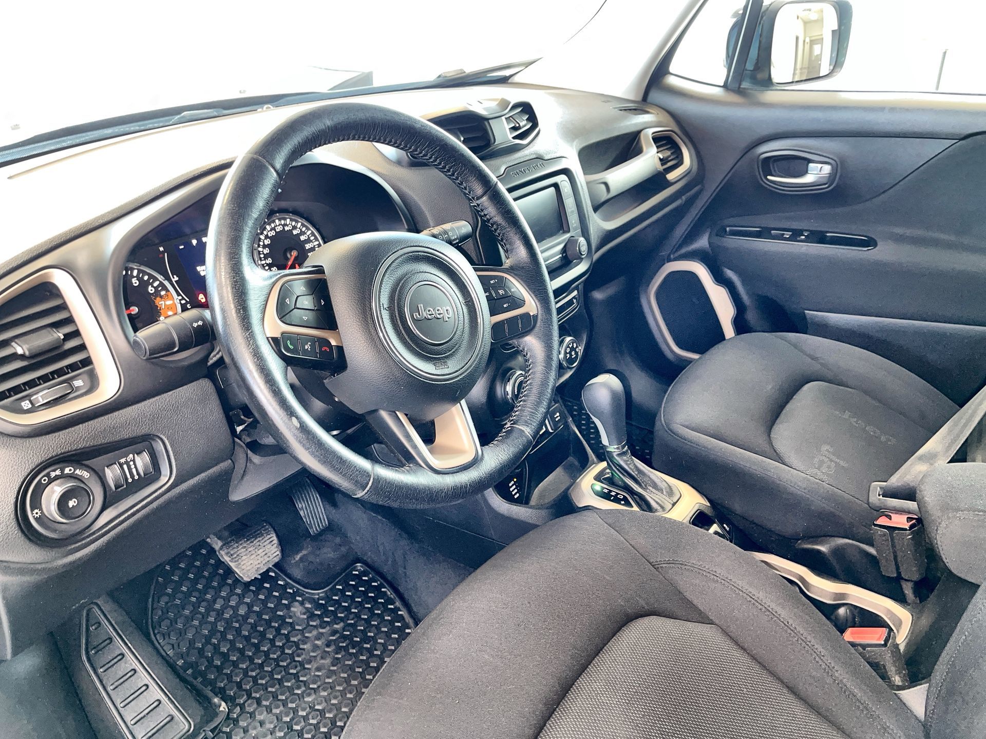 2016 Jeep Renegade 4x4 in Regina, Saskatchewan