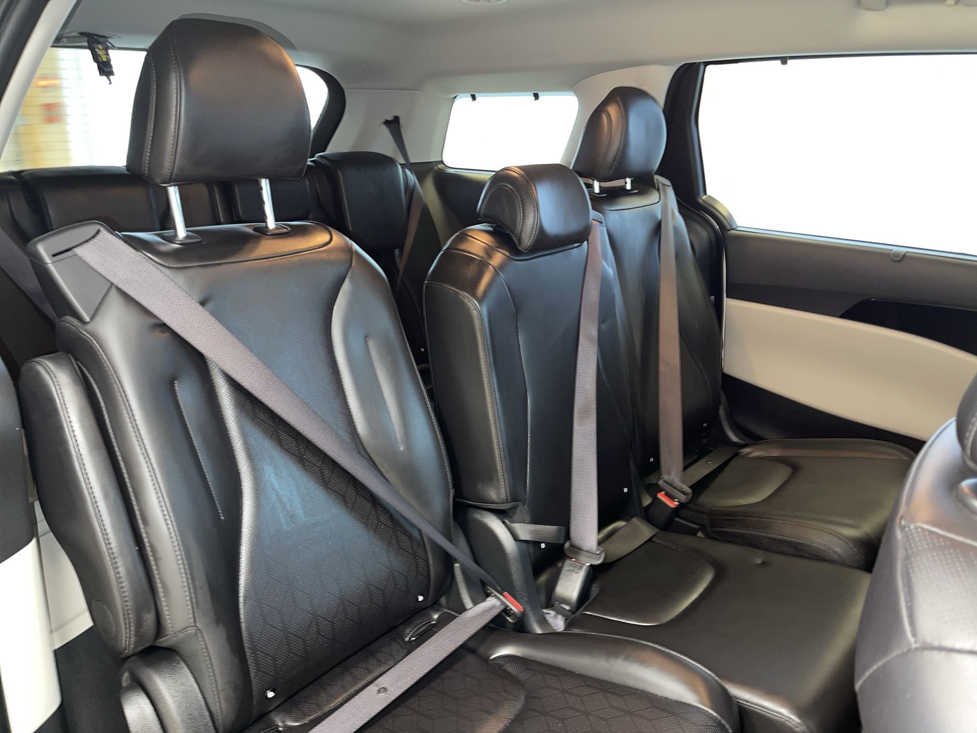 2023 Kia Carnival in Regina, Saskatchewan