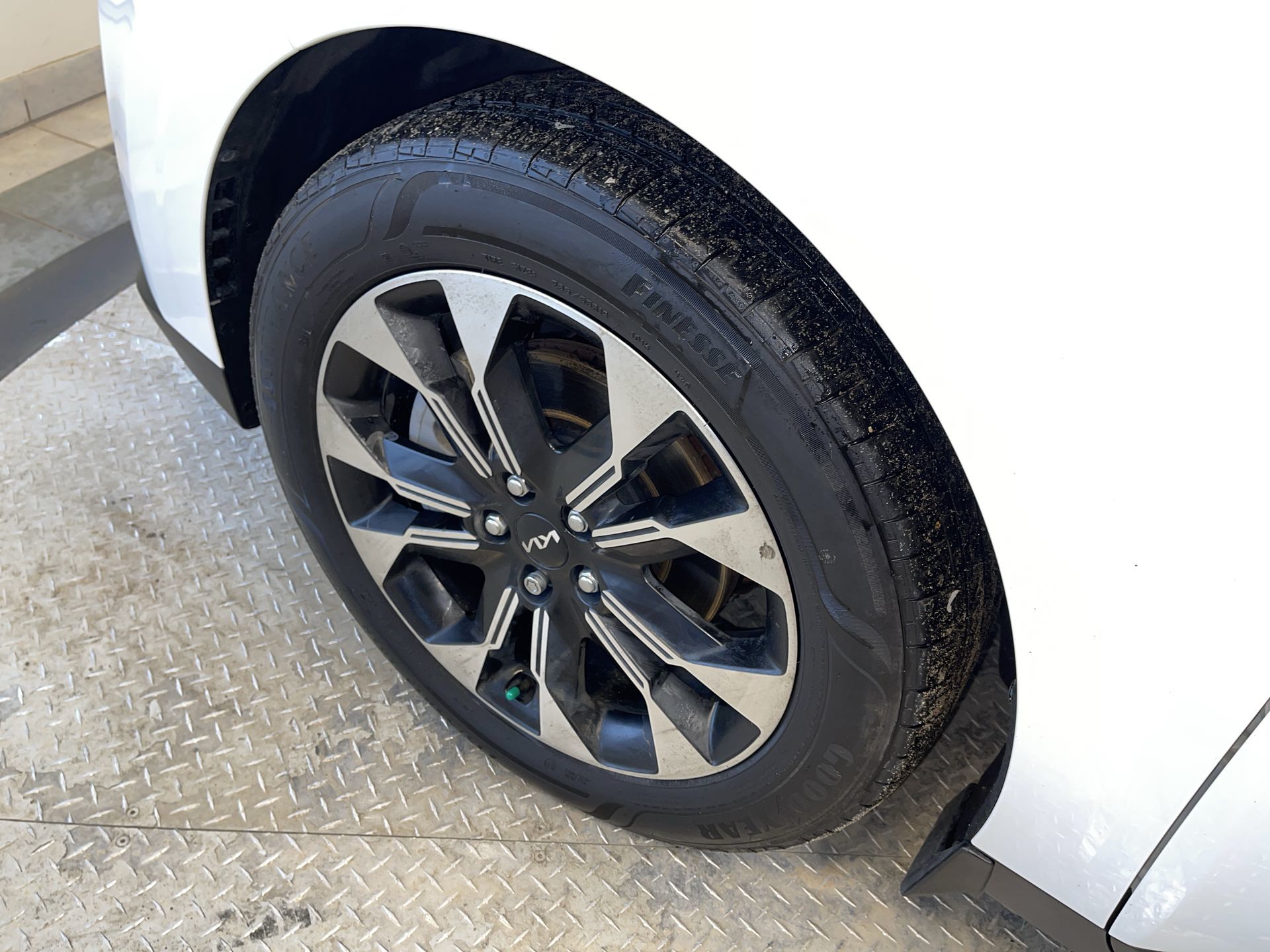 2023 Kia Carnival in Regina, Saskatchewan