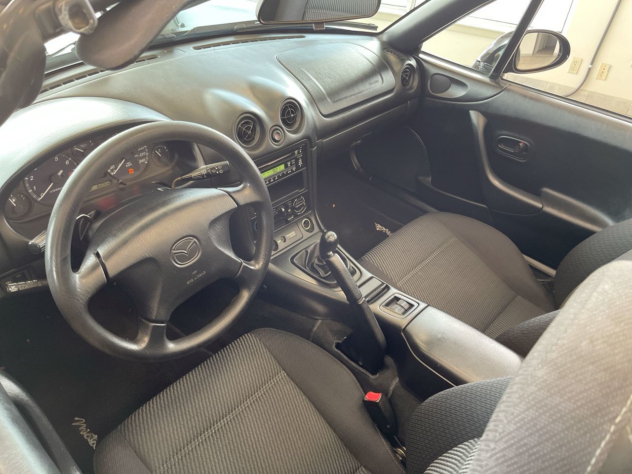 2000 Mazda Miata in Regina, Saskatchewan