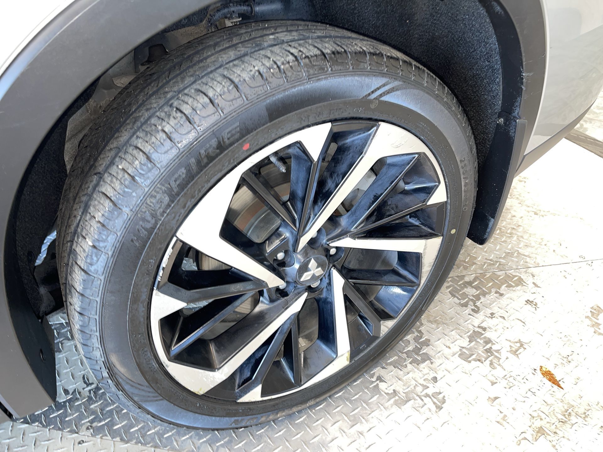 2024 Mitsubishi Outlander