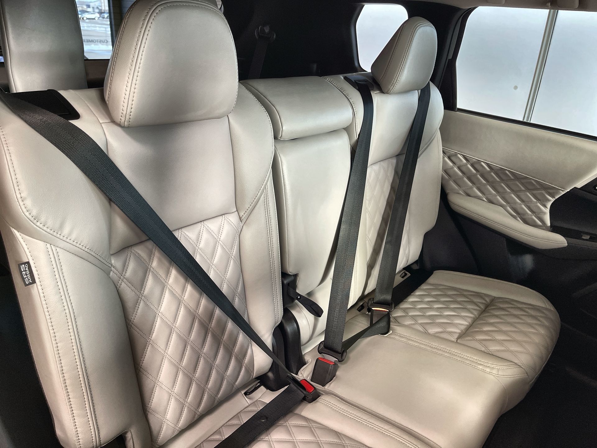 2024 Mitsubishi Outlander