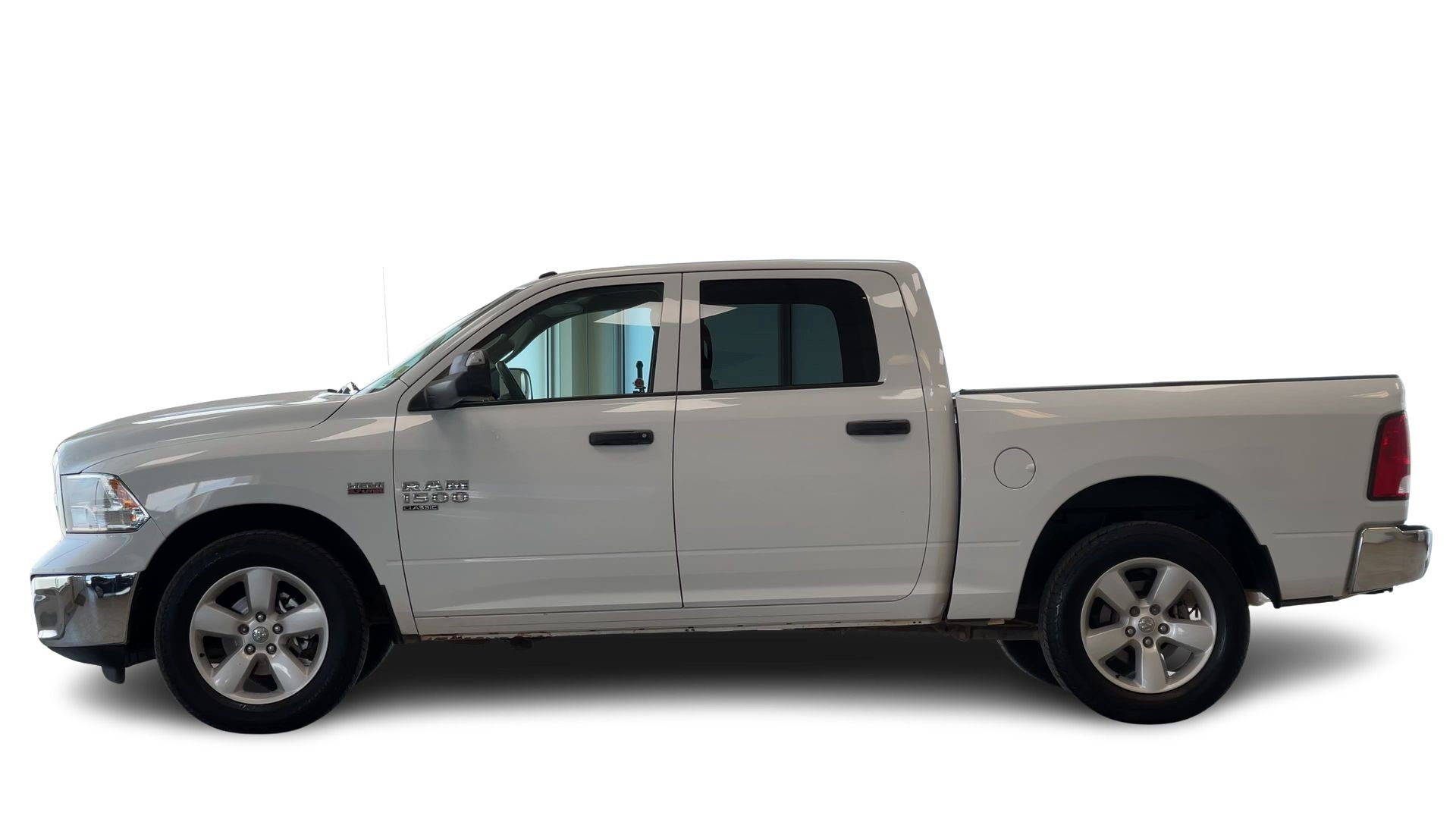 2023 Ram RAM 1500 Classic Crew Cab 4x4 (DS)
