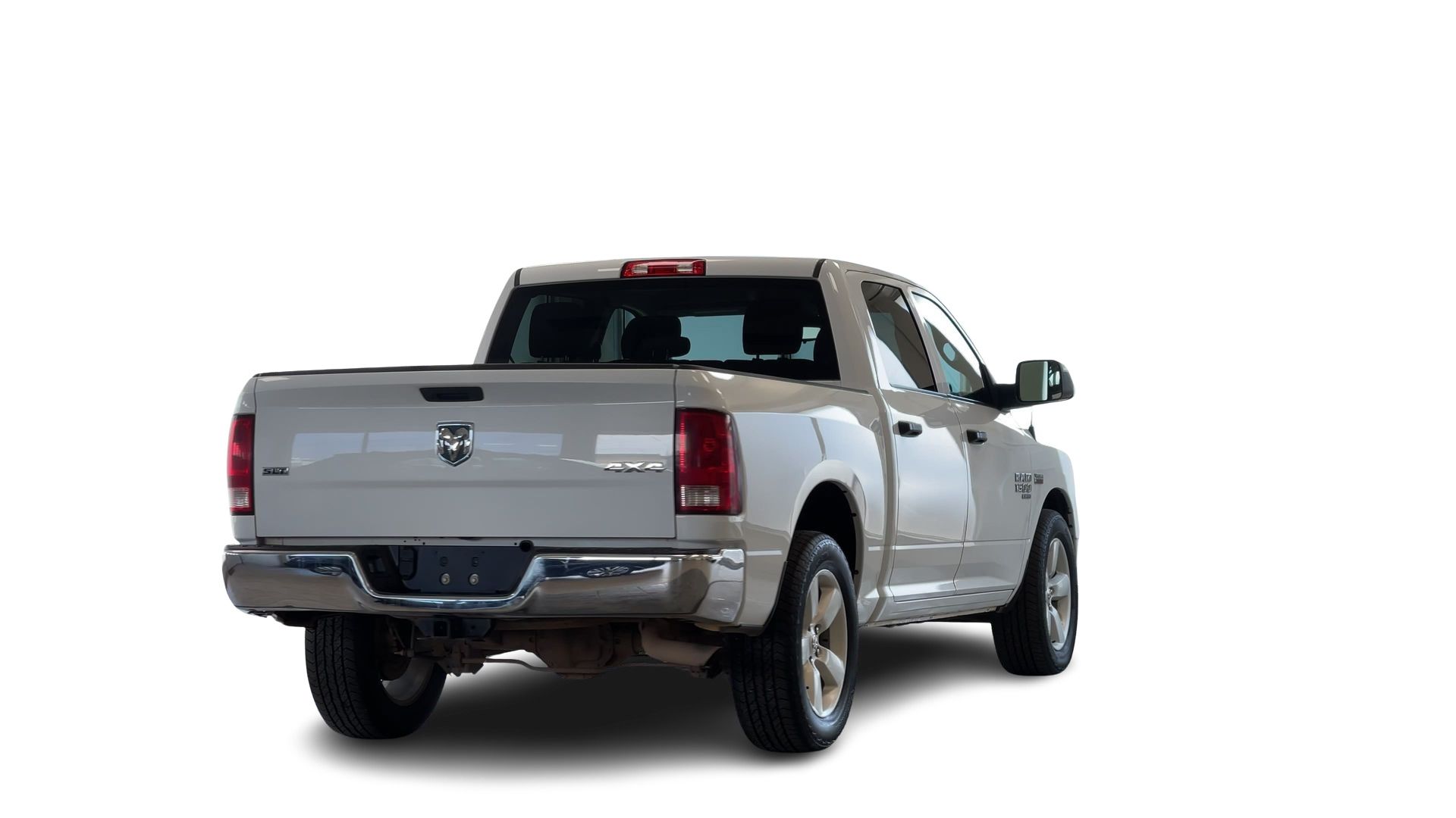 2023 Ram RAM 1500 Classic Crew Cab 4x4 (DS)