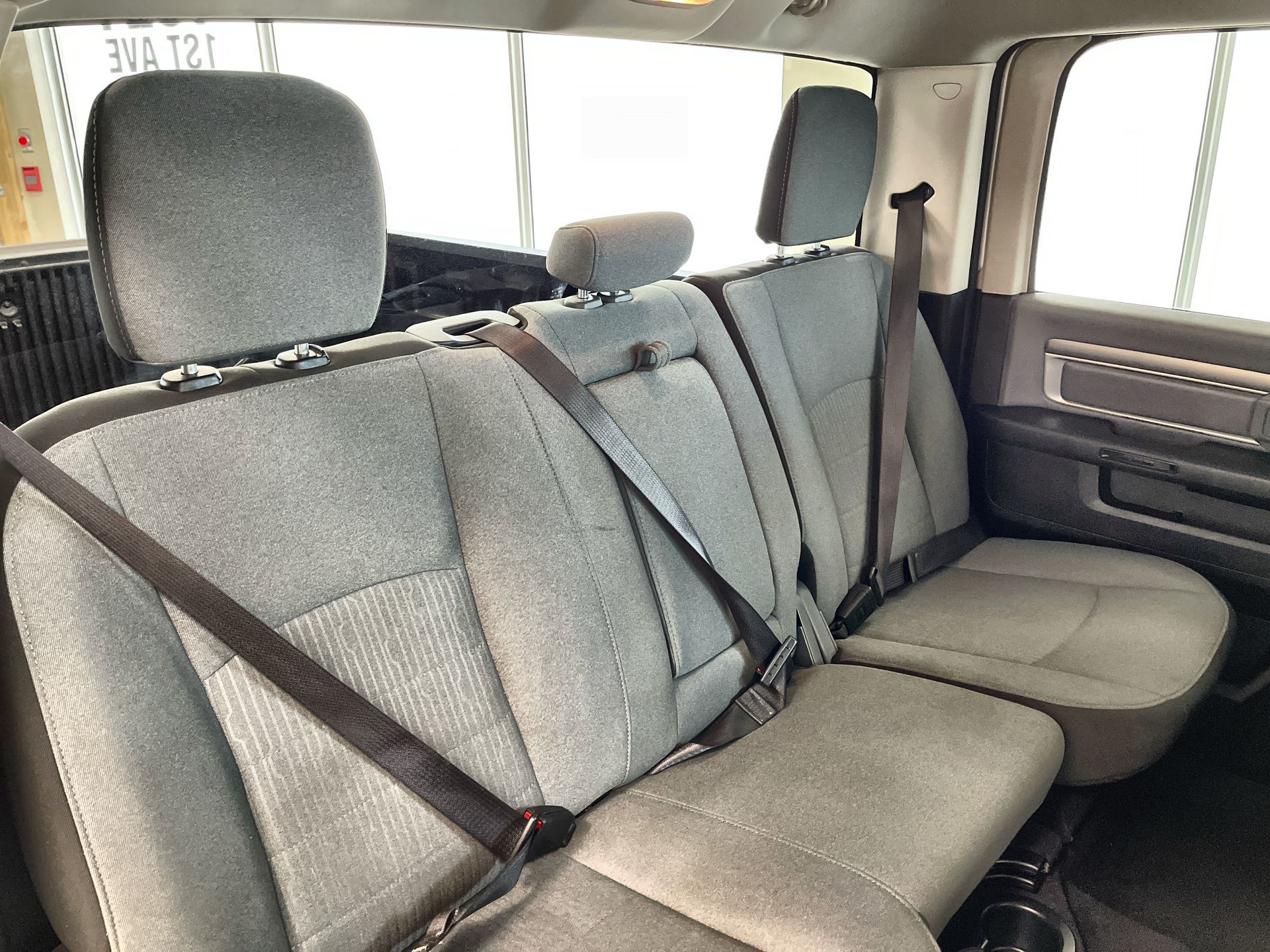 2023 Ram RAM 1500 Classic Crew Cab 4x4 (DS)