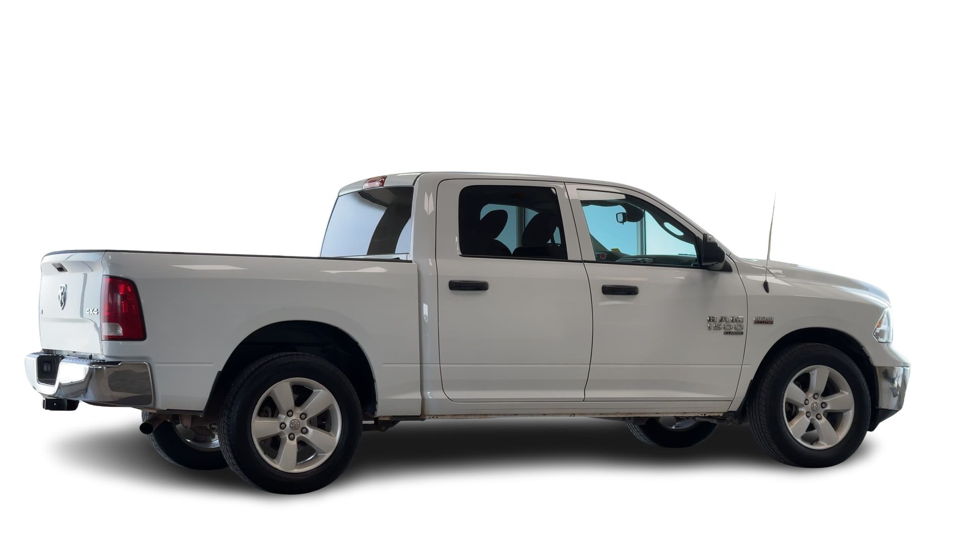 2023 Ram RAM 1500 Classic Crew Cab 4x4 (DS)