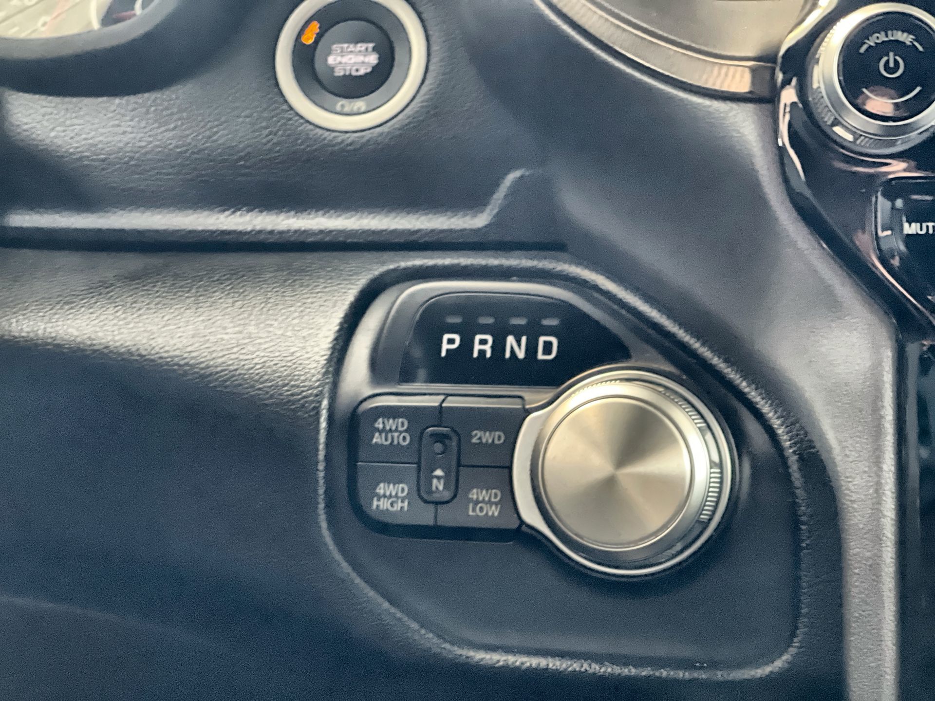 2022 Ram RAM 1500 Crew Cab 4x4 (dt) in Regina, Saskatchewan
