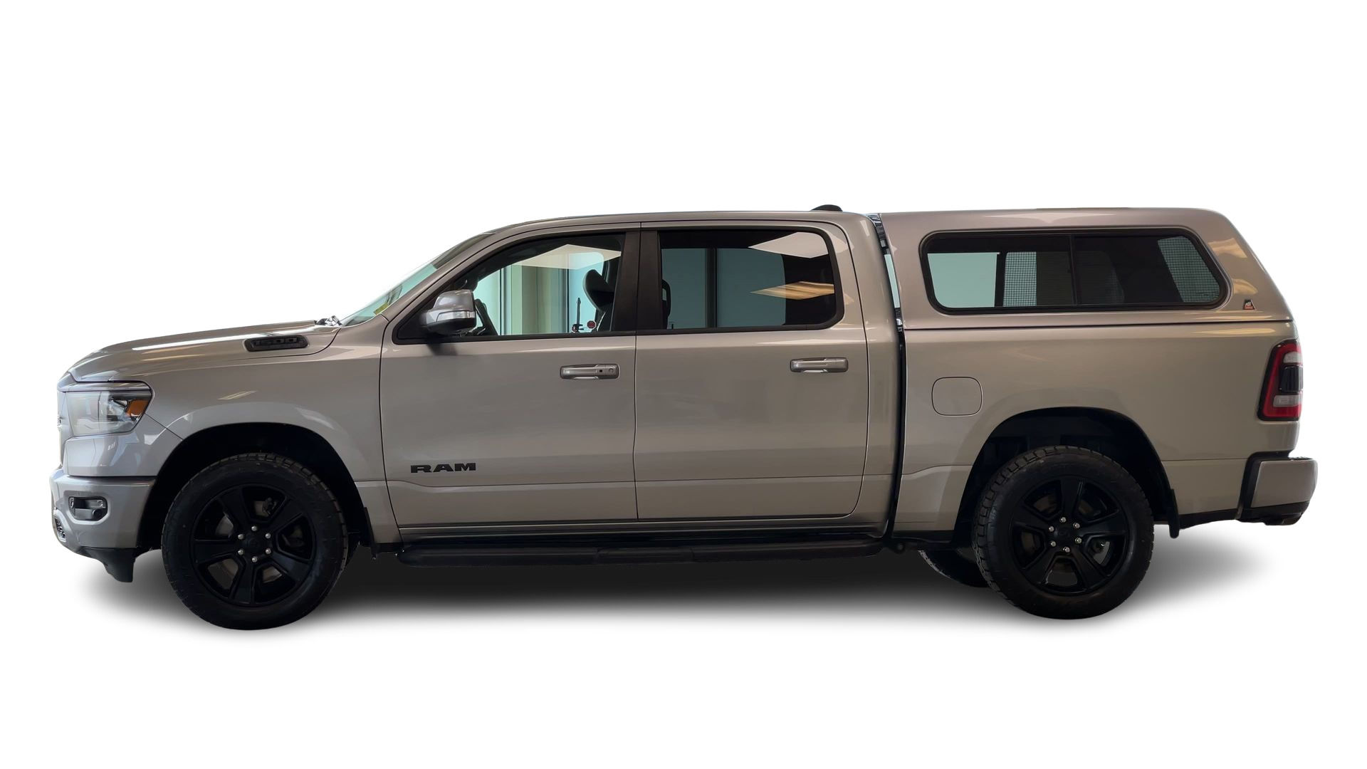 2022 Ram RAM 1500 Crew Cab 4x4 (dt) in Regina, Saskatchewan