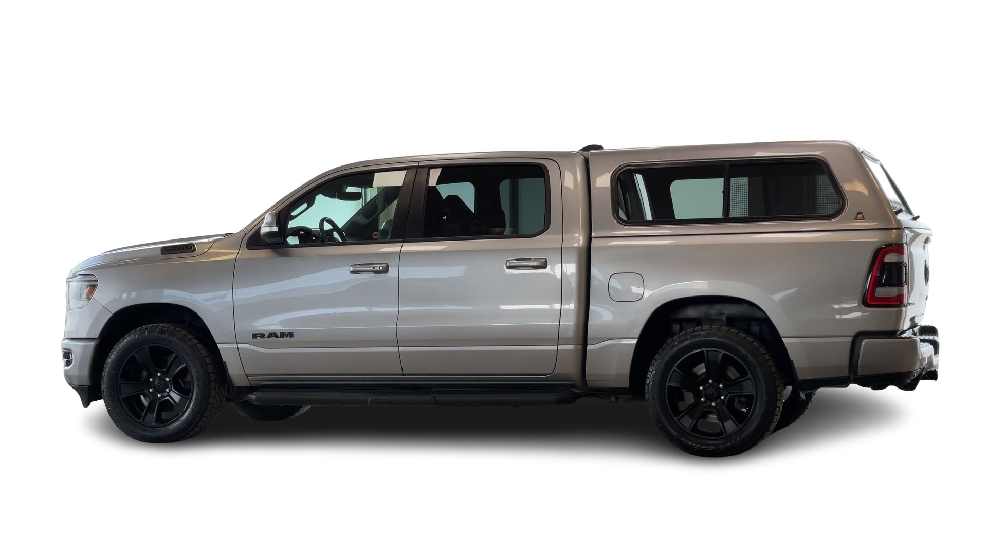 2022 Ram RAM 1500 Crew Cab 4x4 (dt) in Regina, Saskatchewan