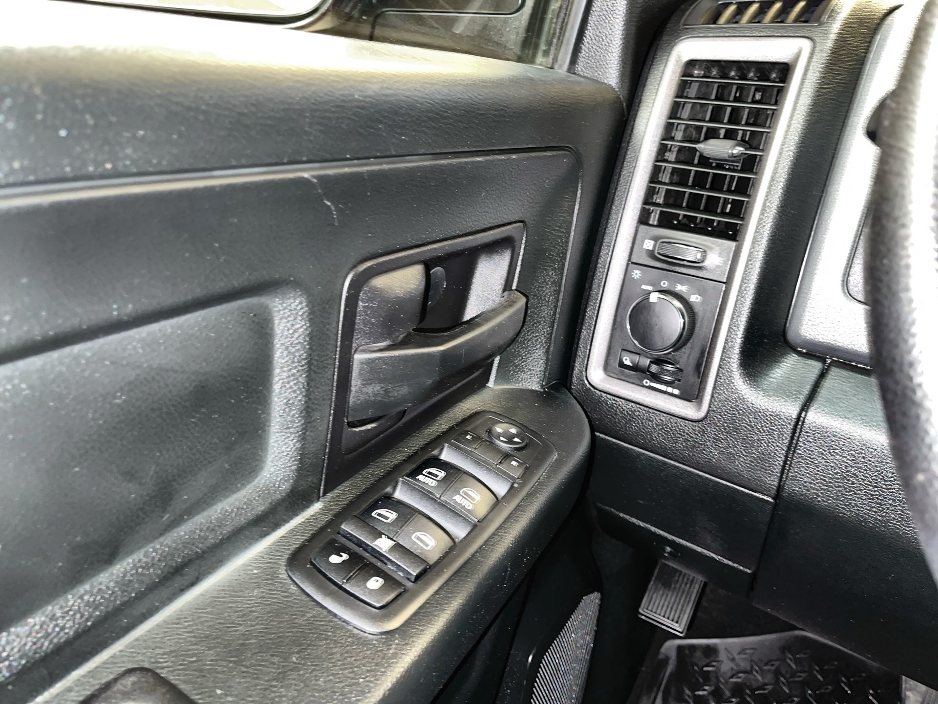 2017 Ram 1500 Quad Cab 4x4