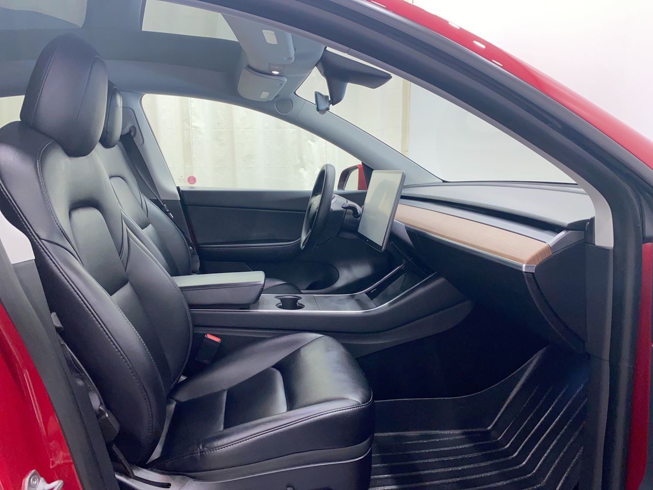 2020 Tesla Model Y in Regina, Saskatchewan