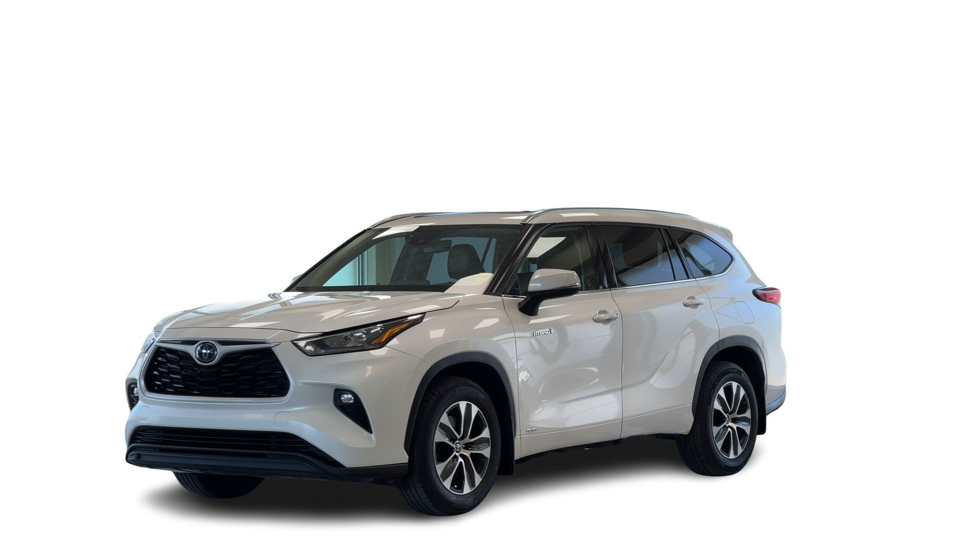 2021 Toyota Highlander Hybrid in Regina, Saskatchewan