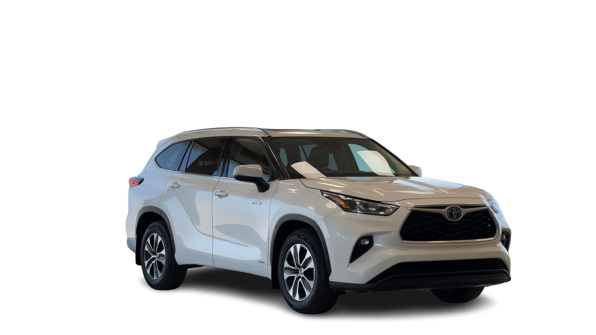 2021 Toyota Highlander Hybrid in Regina, Saskatchewan