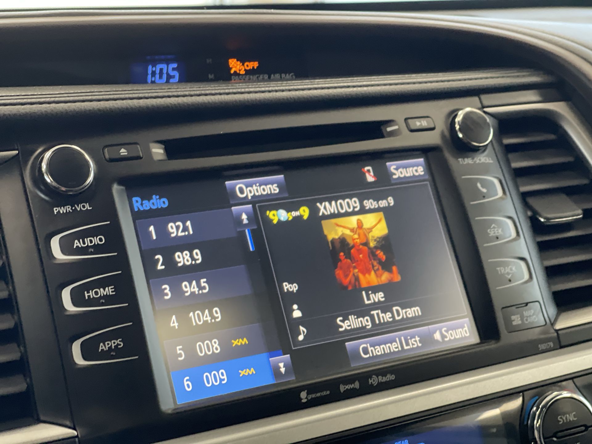 2017 Toyota Highlander