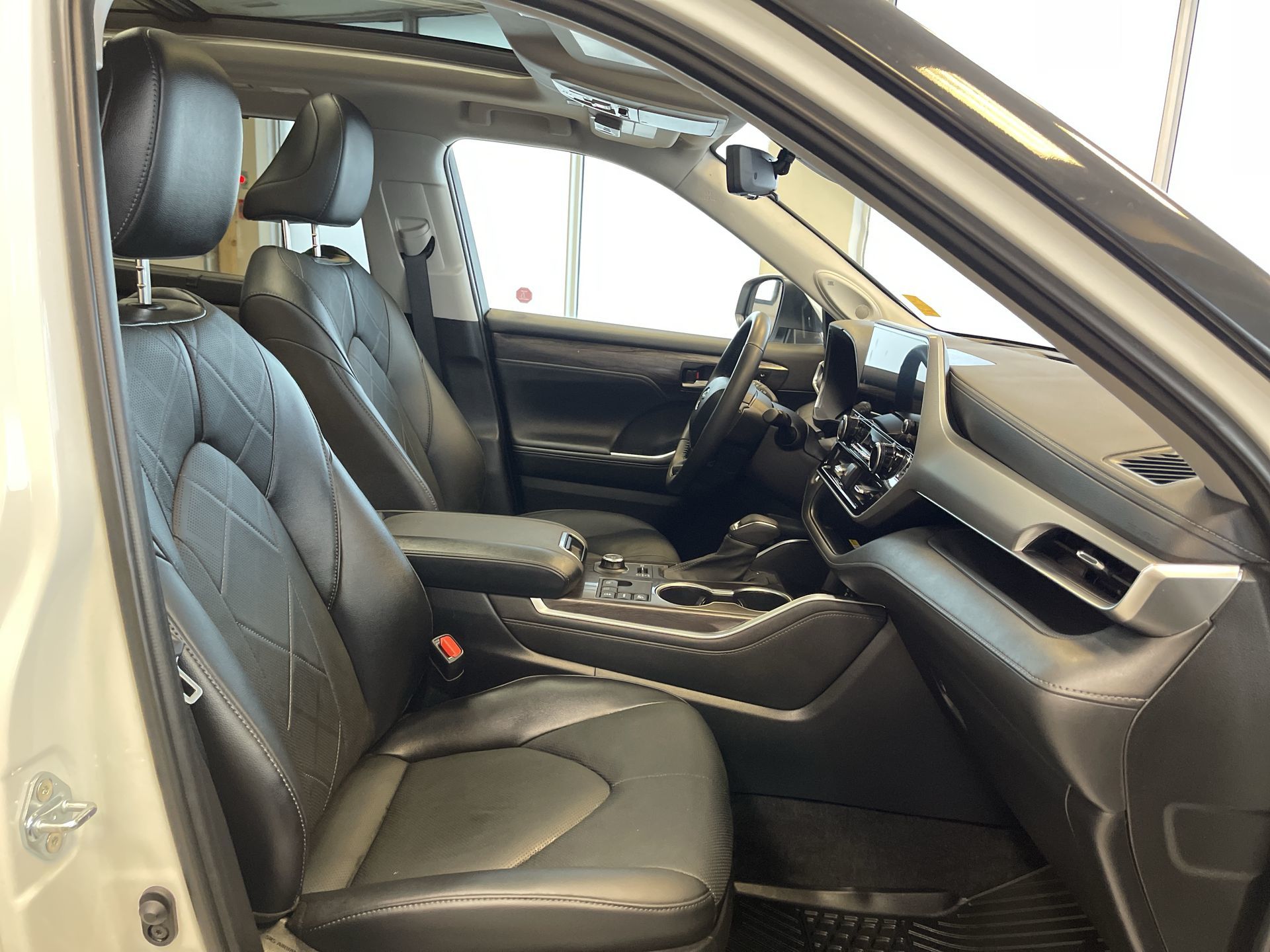 2023 Toyota Highlander in Regina, Saskatchewan