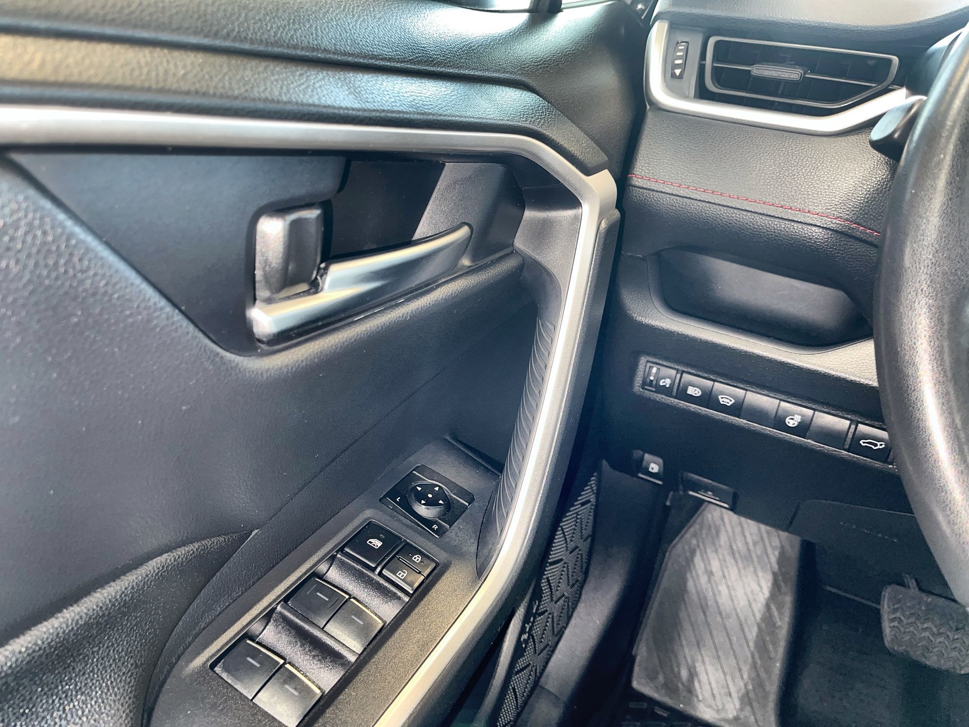 2024 Toyota RAV4 Plug-in Hybrid