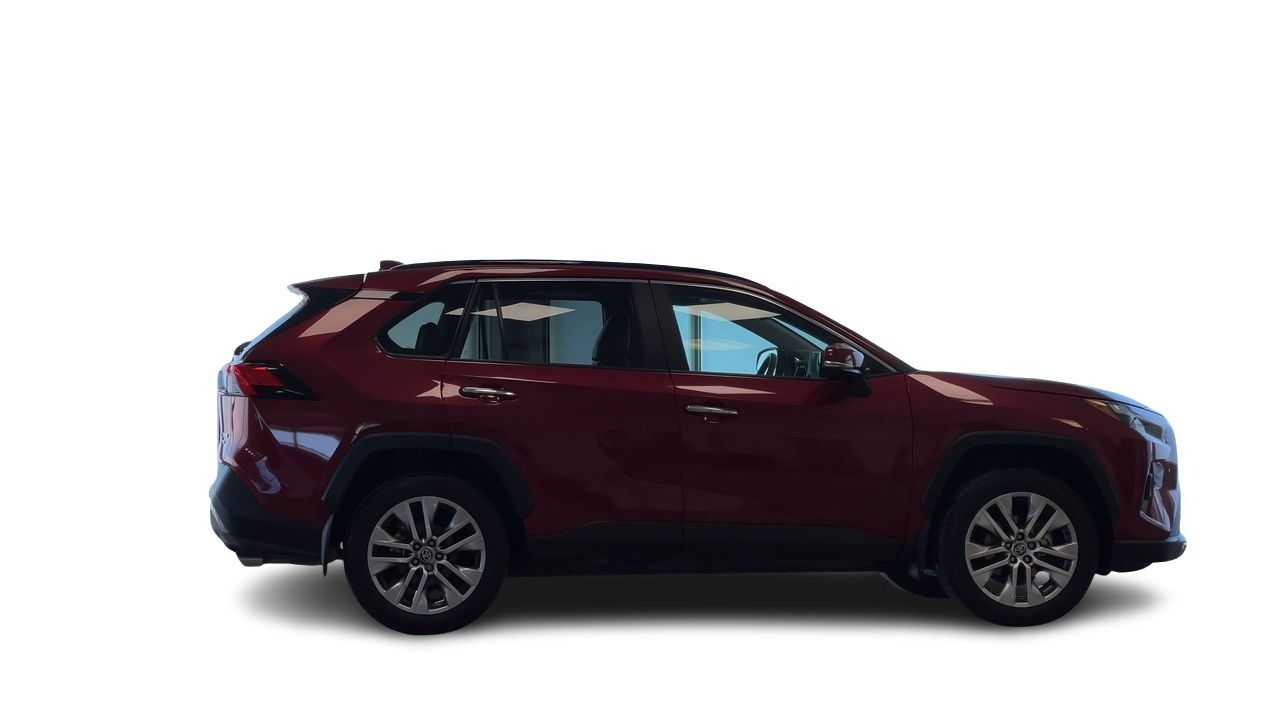 Toyota RAV4  2023 à Regina, Saskatchewan