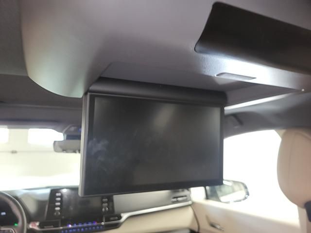 2023 Toyota Sienna Hybrid