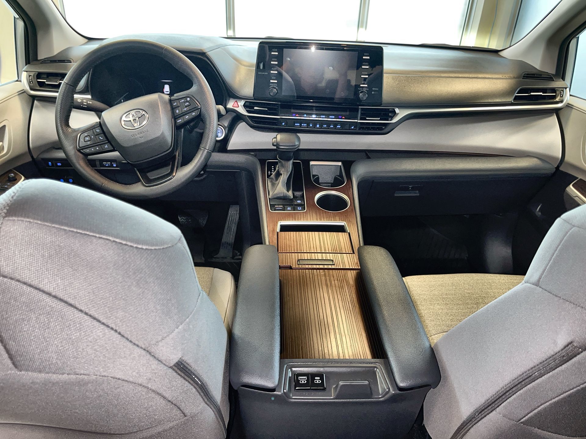 2024 Toyota Sienna Hybrid