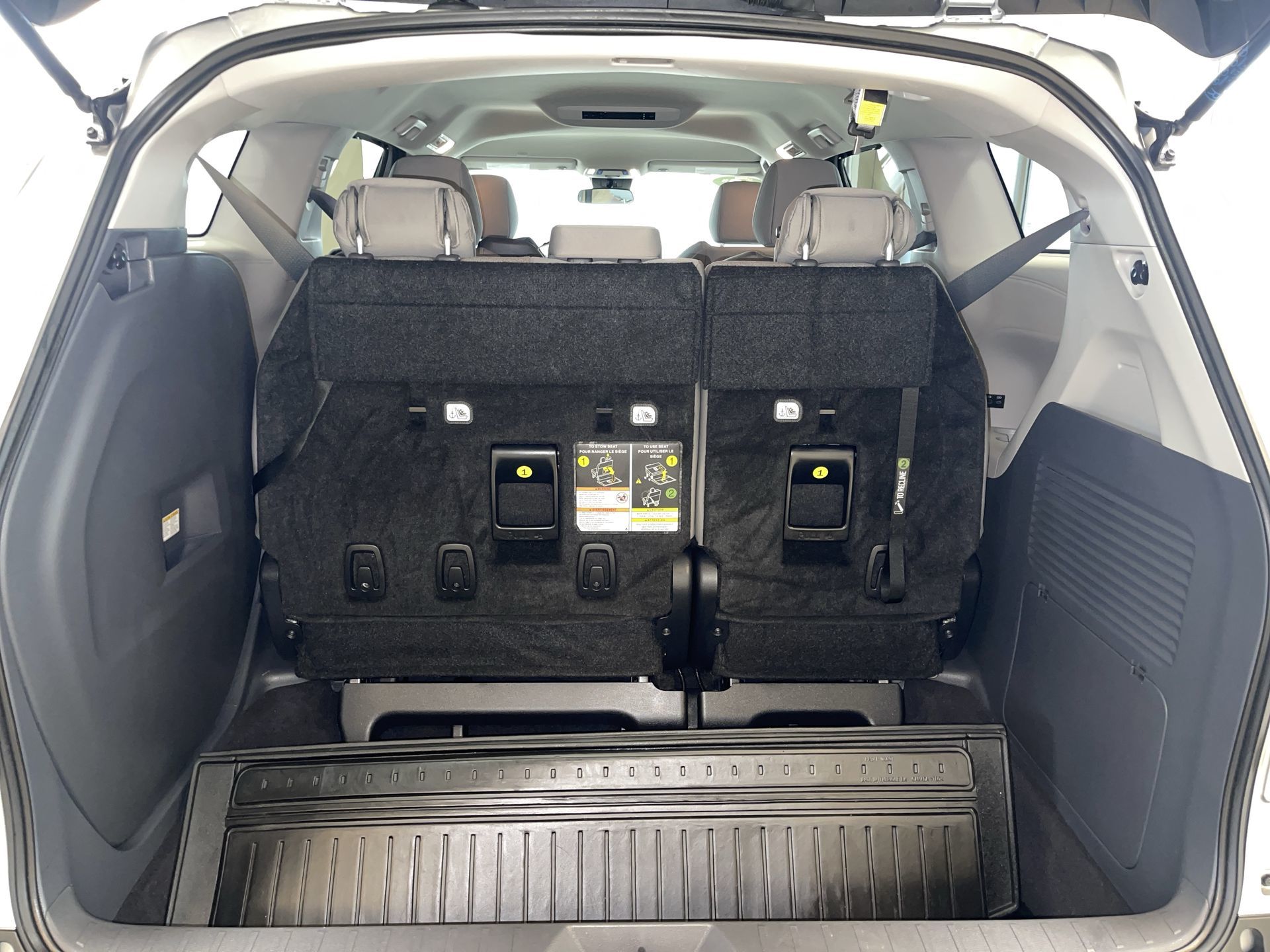 2024 Toyota Sienna Hybrid