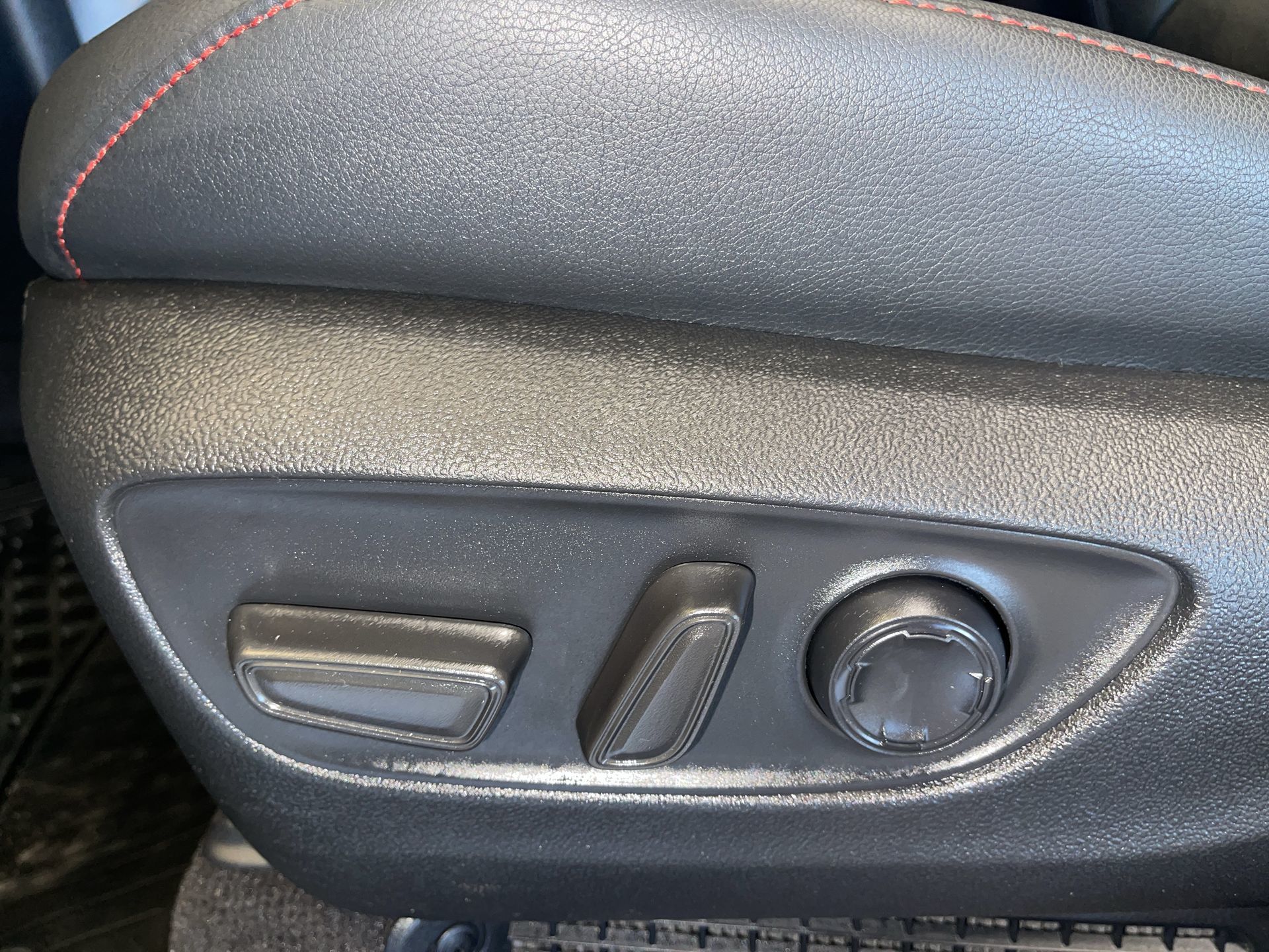 2025 Toyota Sienna Hybrid