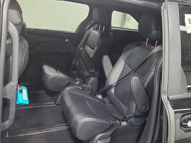 2025 Toyota Sienna Hybrid