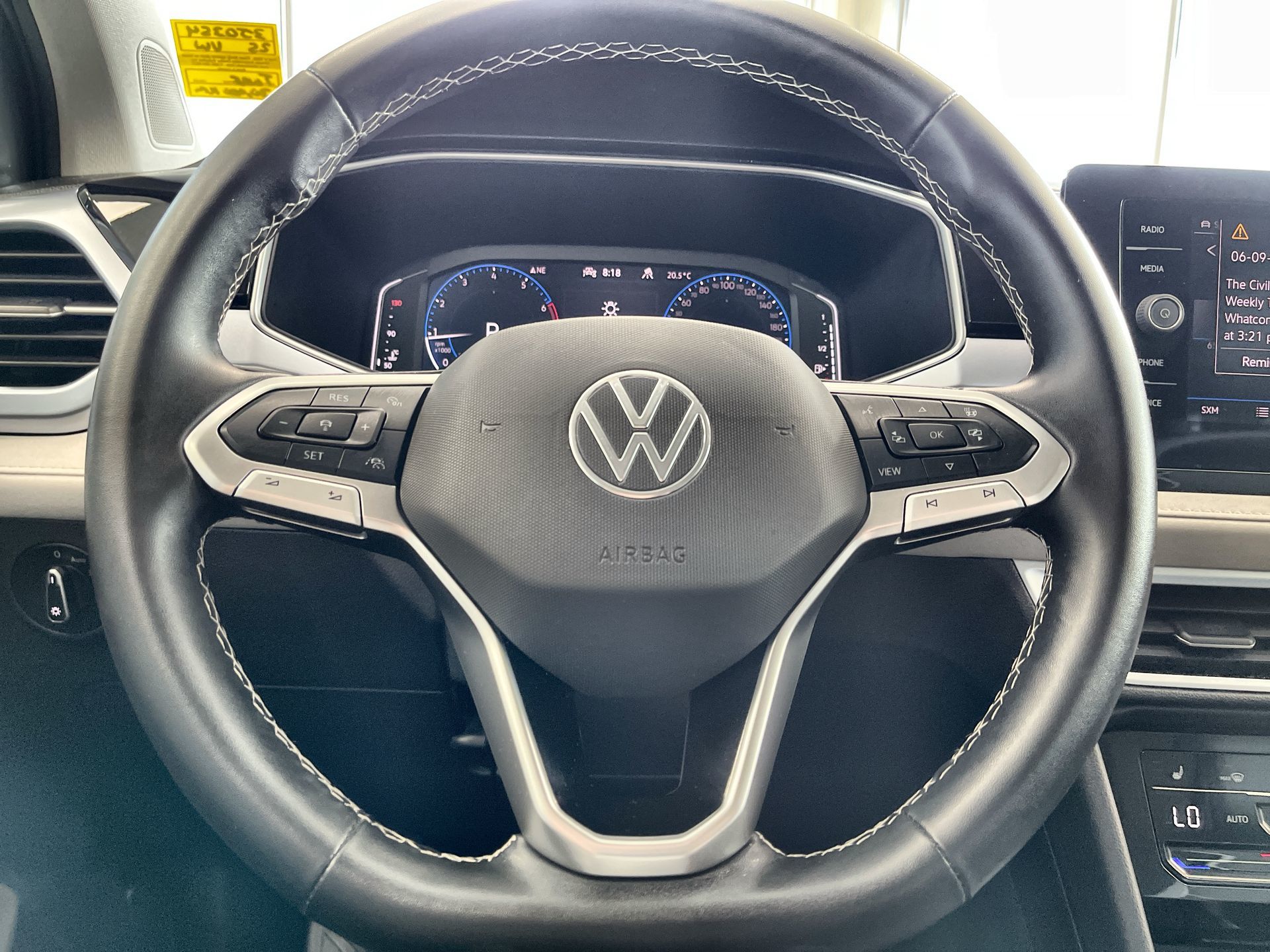 2025 Volkswagen Taos