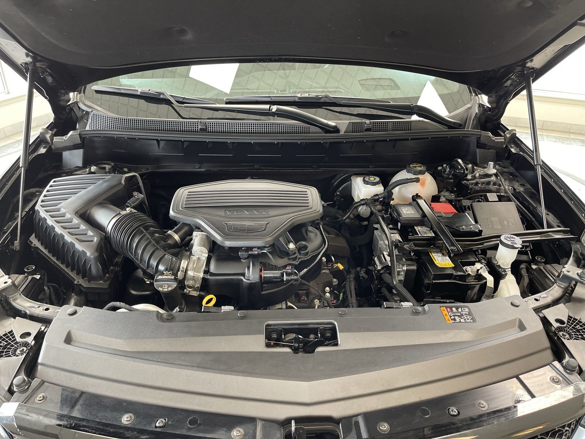 2025 Cadillac XT6