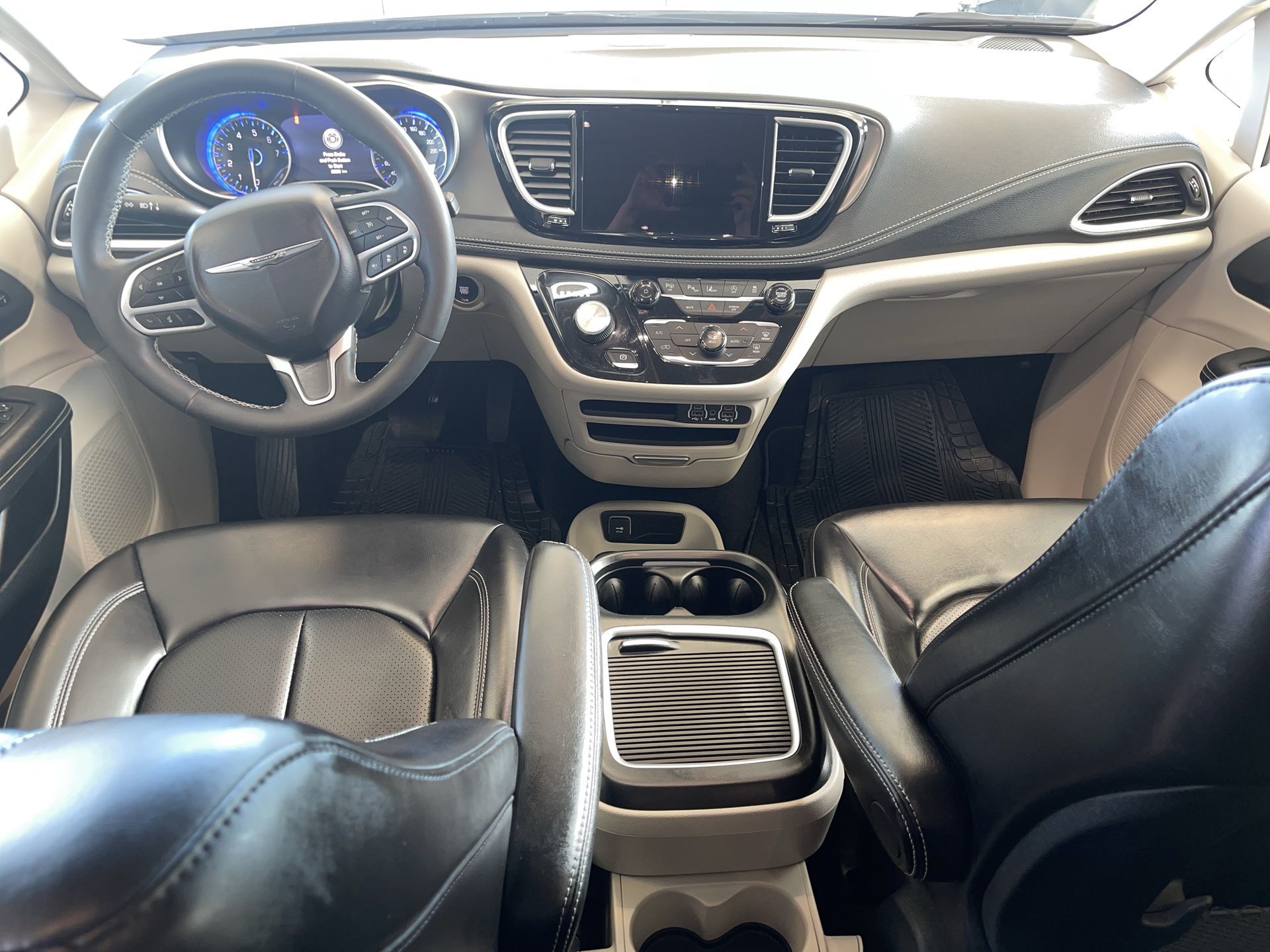 2023 Chrysler Pacifica in Regina, Saskatchewan