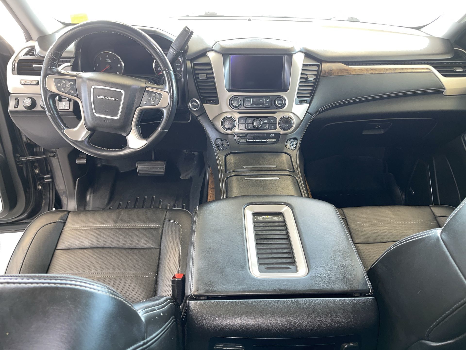 GMC Yukon  2015 à Regina, Saskatchewan