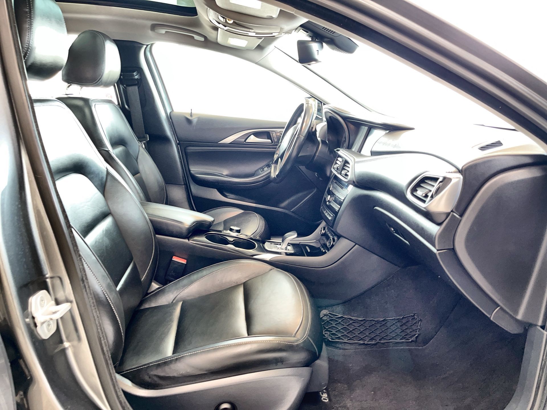 Infiniti QX30  2017 à Regina, Saskatchewan