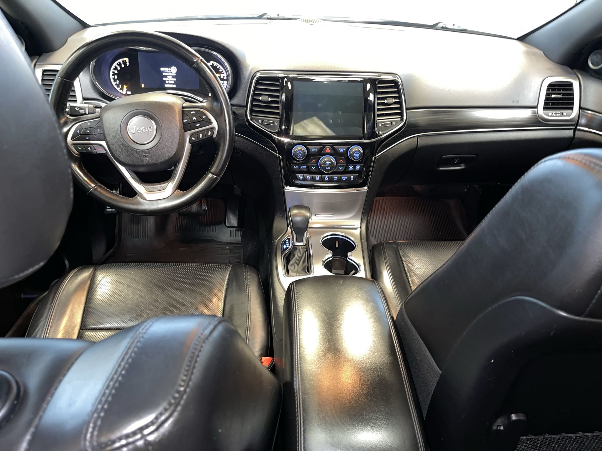 2020 Jeep Grand Cherokee 4X4 in Regina, Saskatchewan