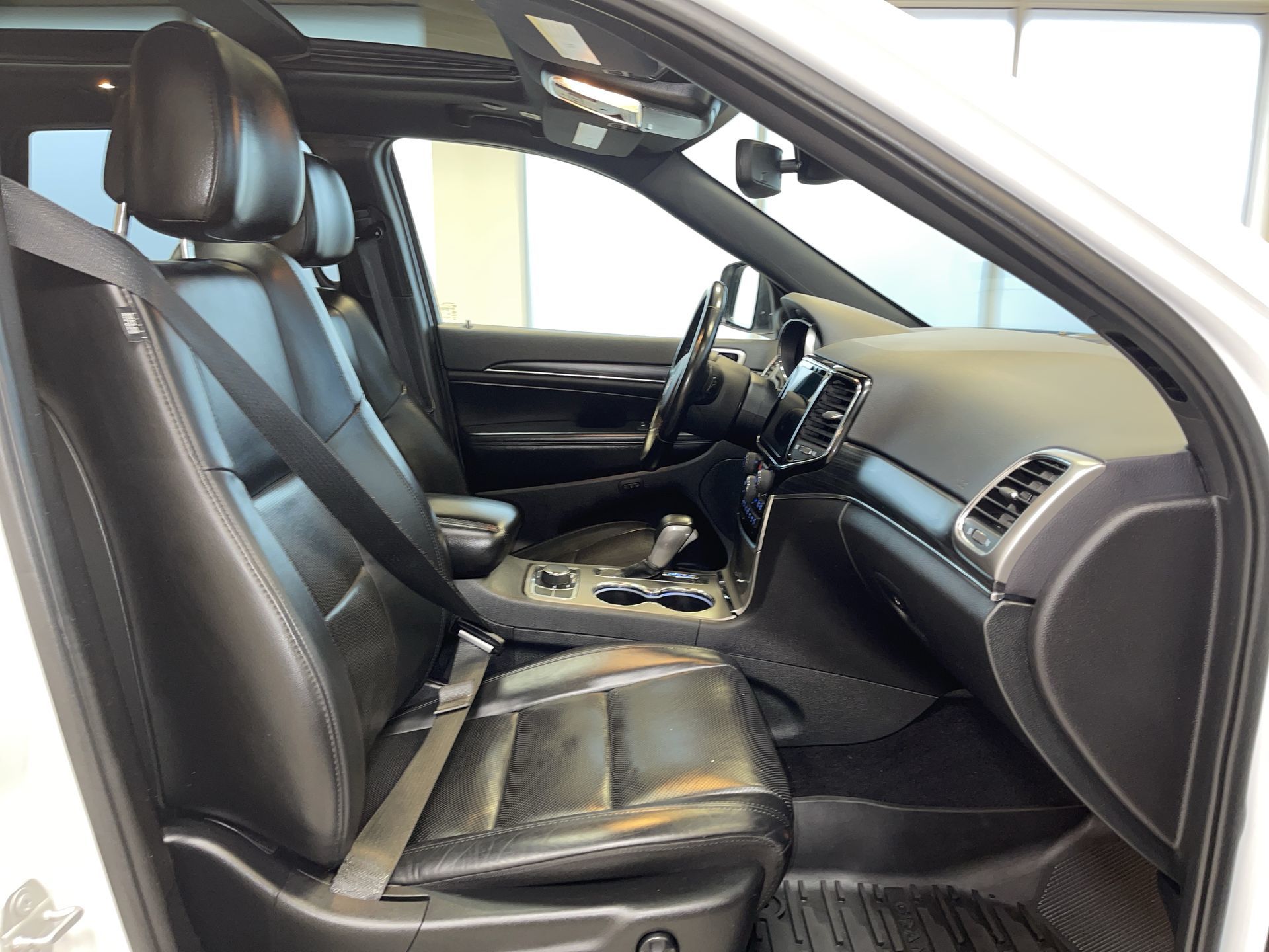 2020 Jeep Grand Cherokee 4X4 in Regina, Saskatchewan