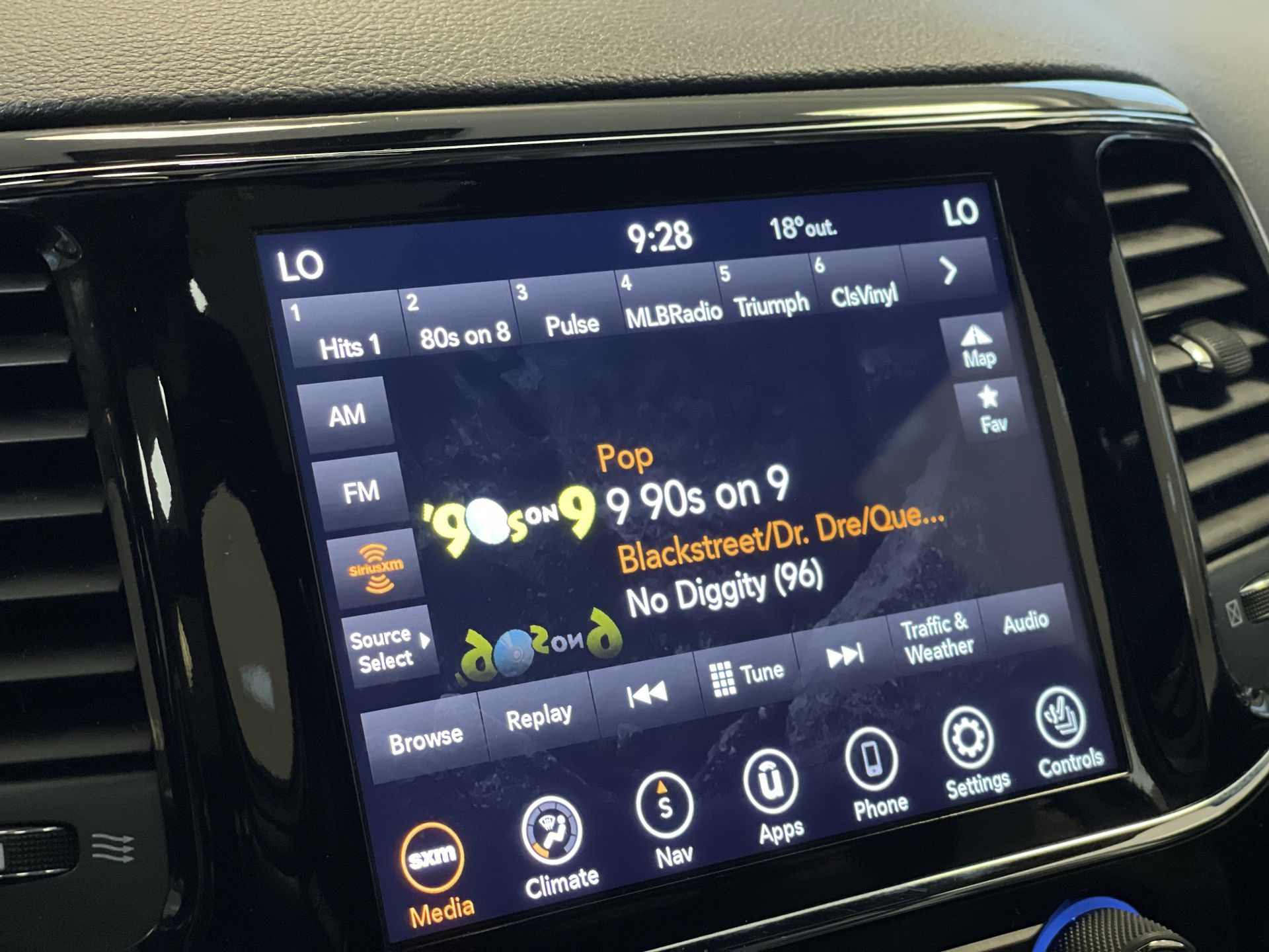 2020 Jeep Grand Cherokee 4X4 in Regina, Saskatchewan