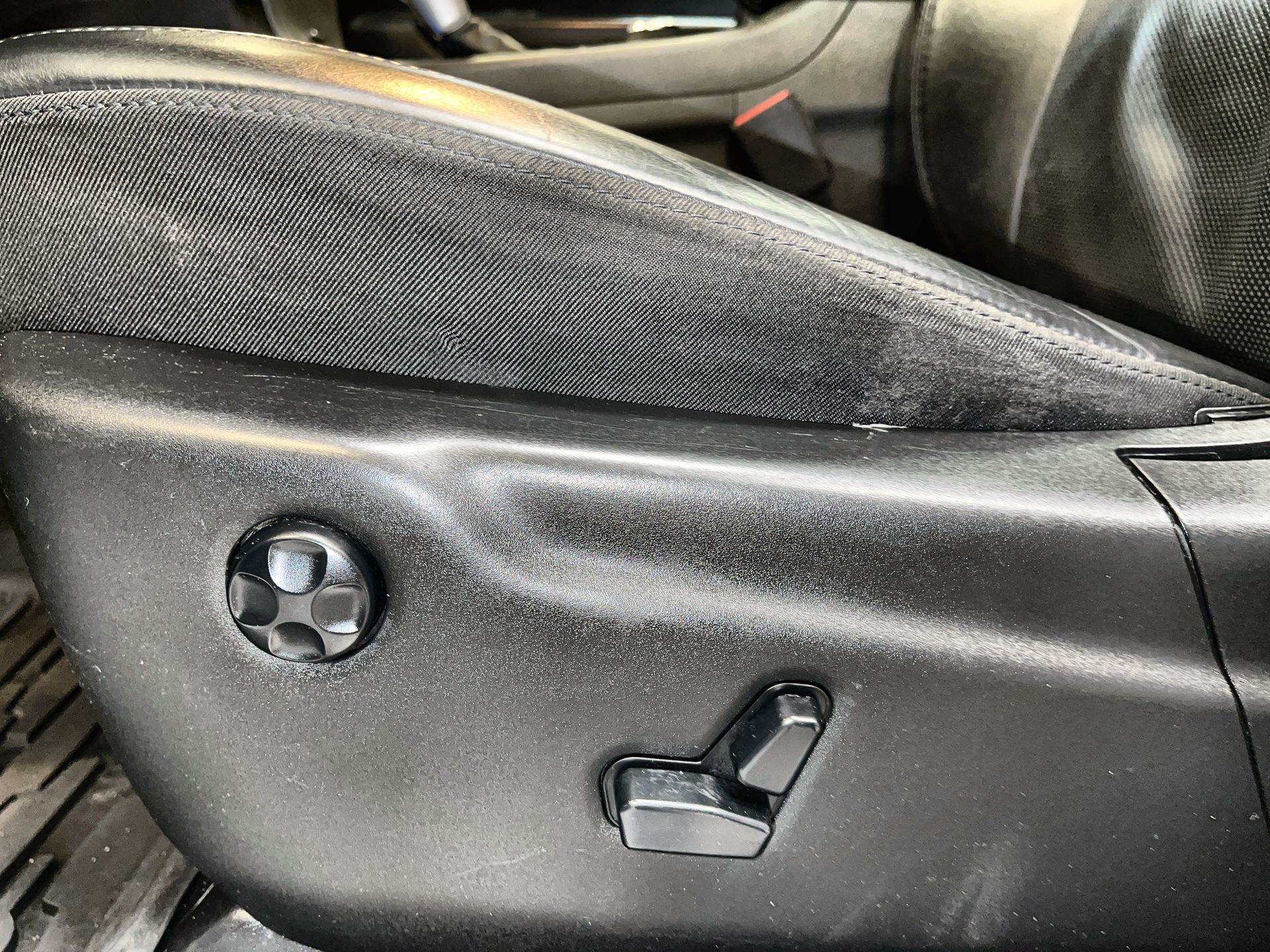 2020 Jeep Grand Cherokee 4X4 in Regina, Saskatchewan