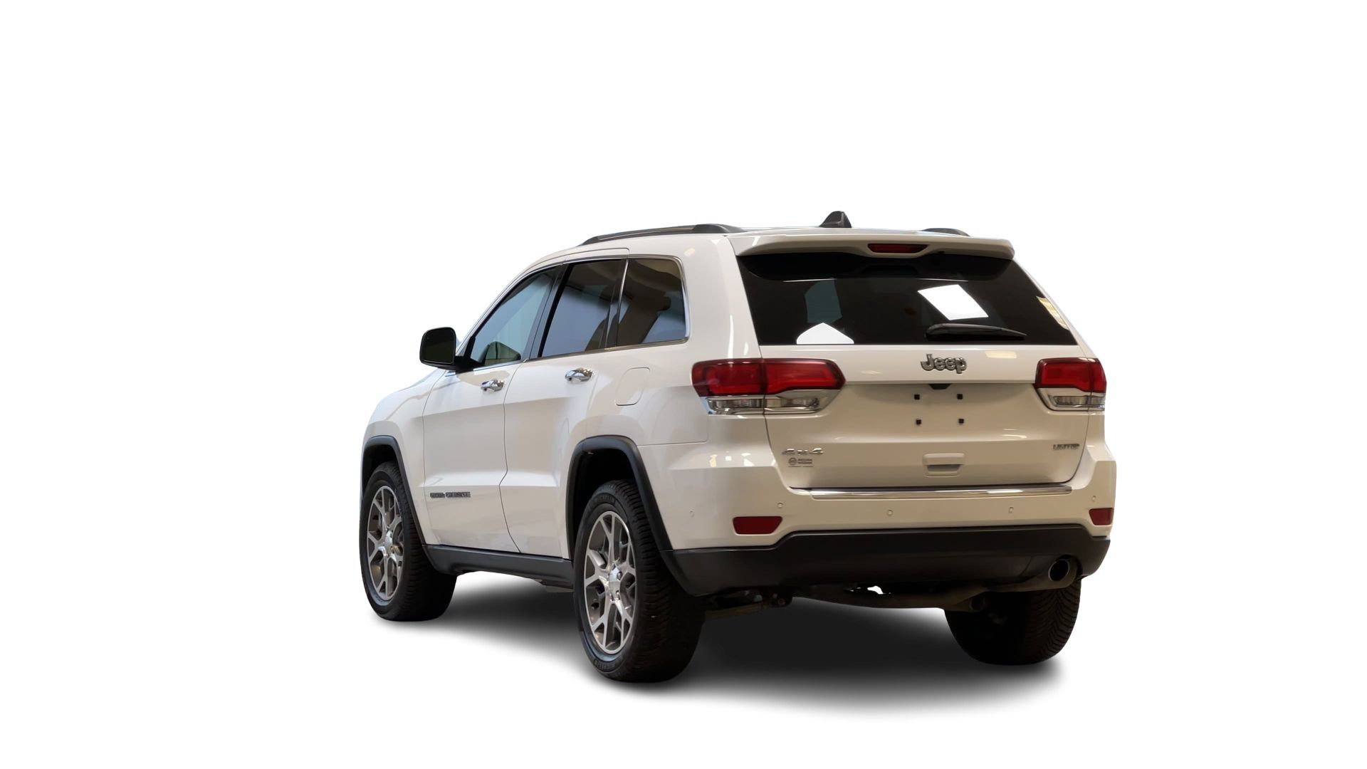 2020 Jeep Grand Cherokee 4X4 in Regina, Saskatchewan