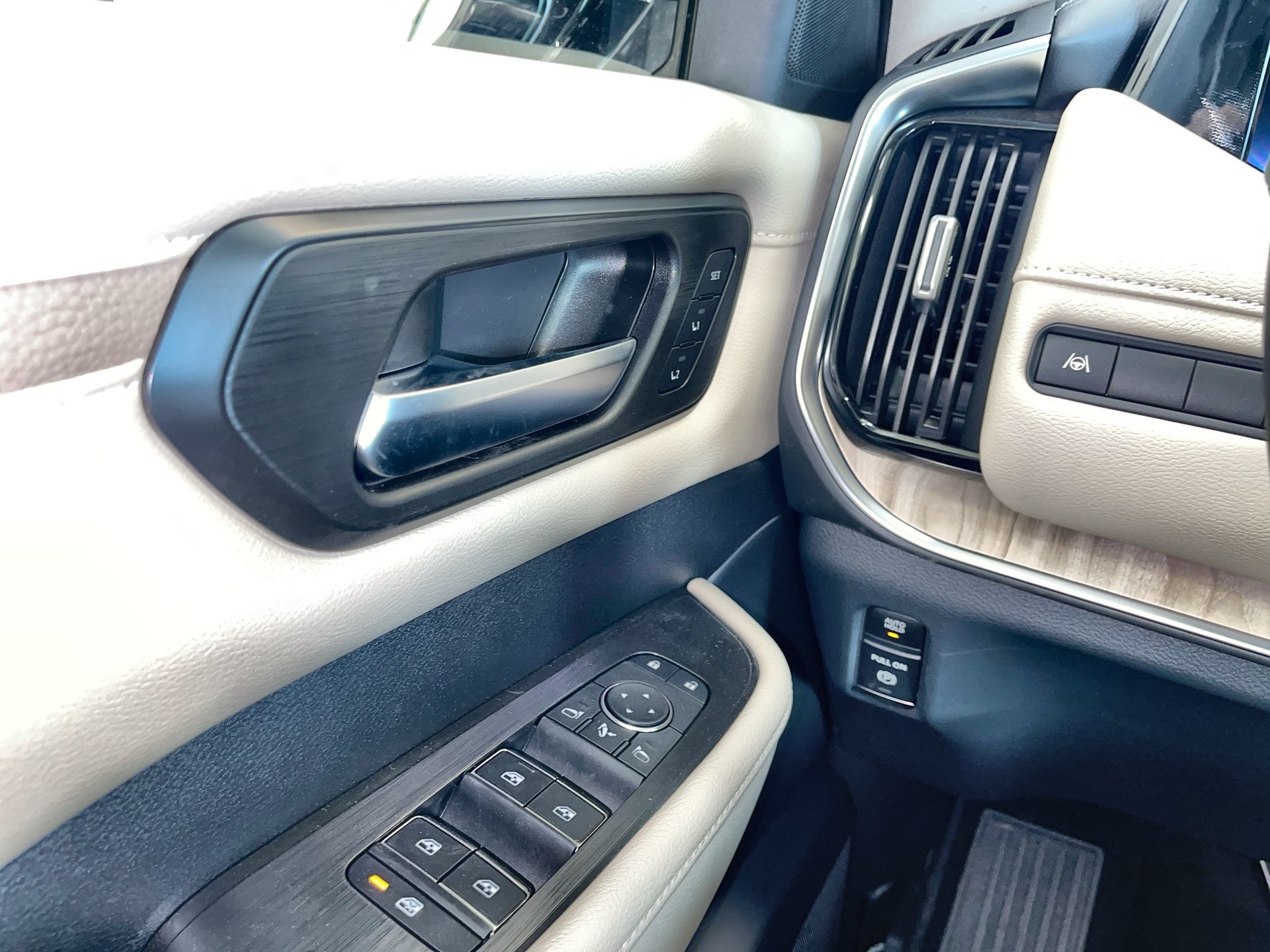 2025 Nissan Armada in Regina, Saskatchewan