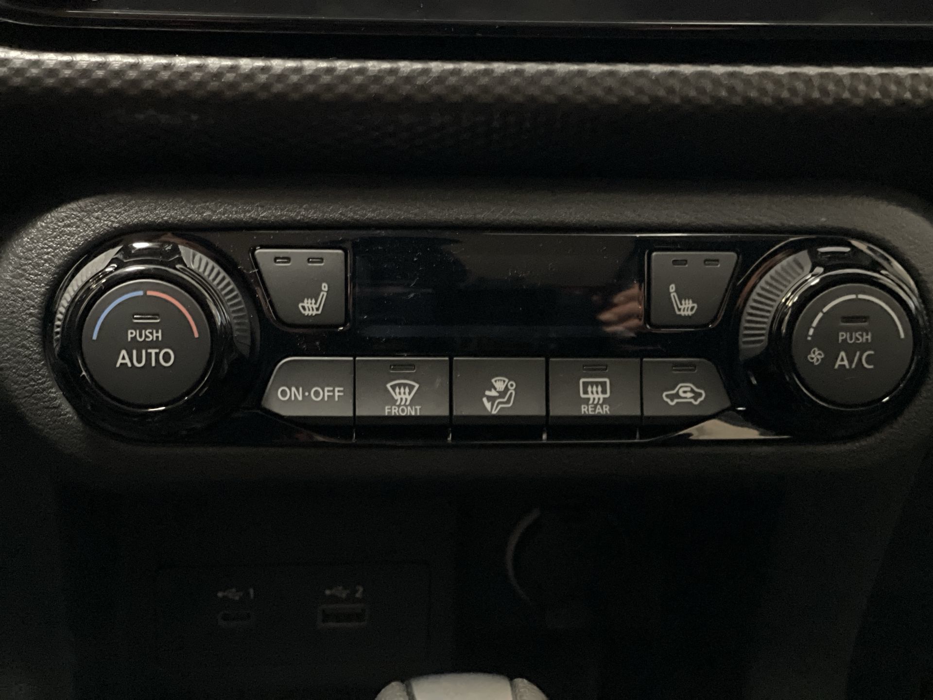 2025 Nissan Kicks Play