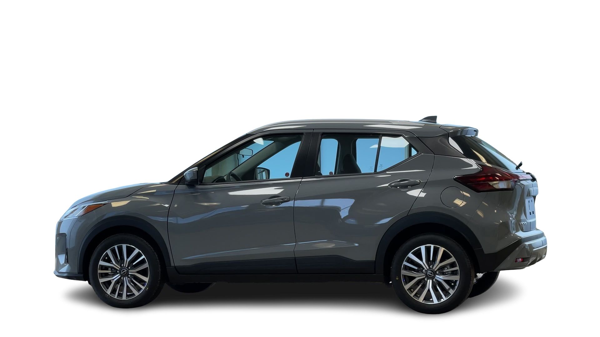 2025 Nissan Kicks Play in Regina, Saskatchewan