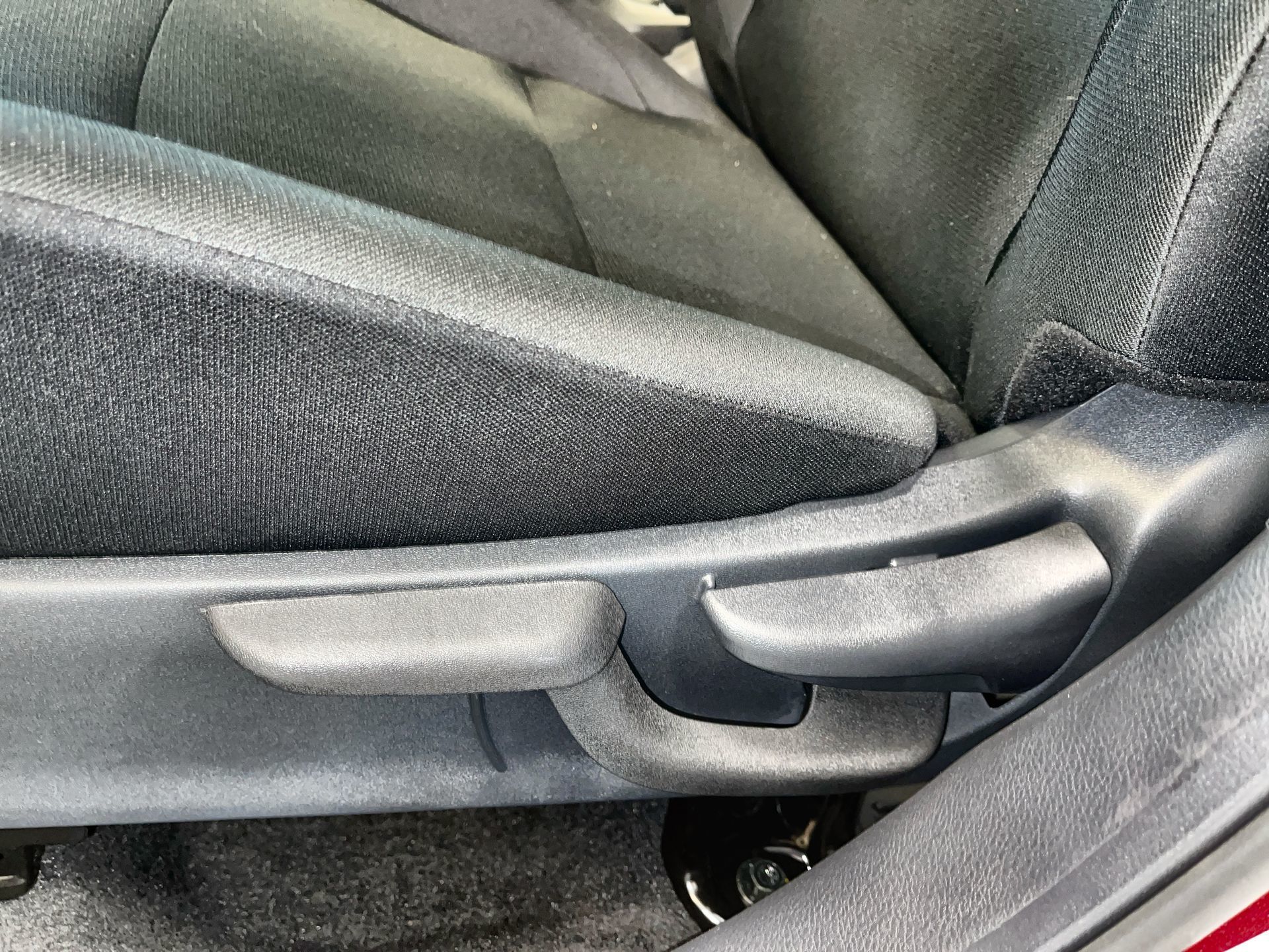 2025 Nissan Kicks Play