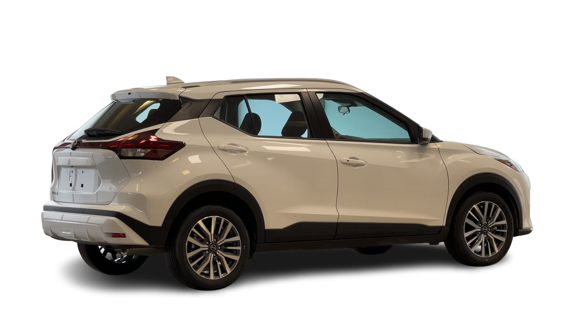 2025 Nissan Kicks Play