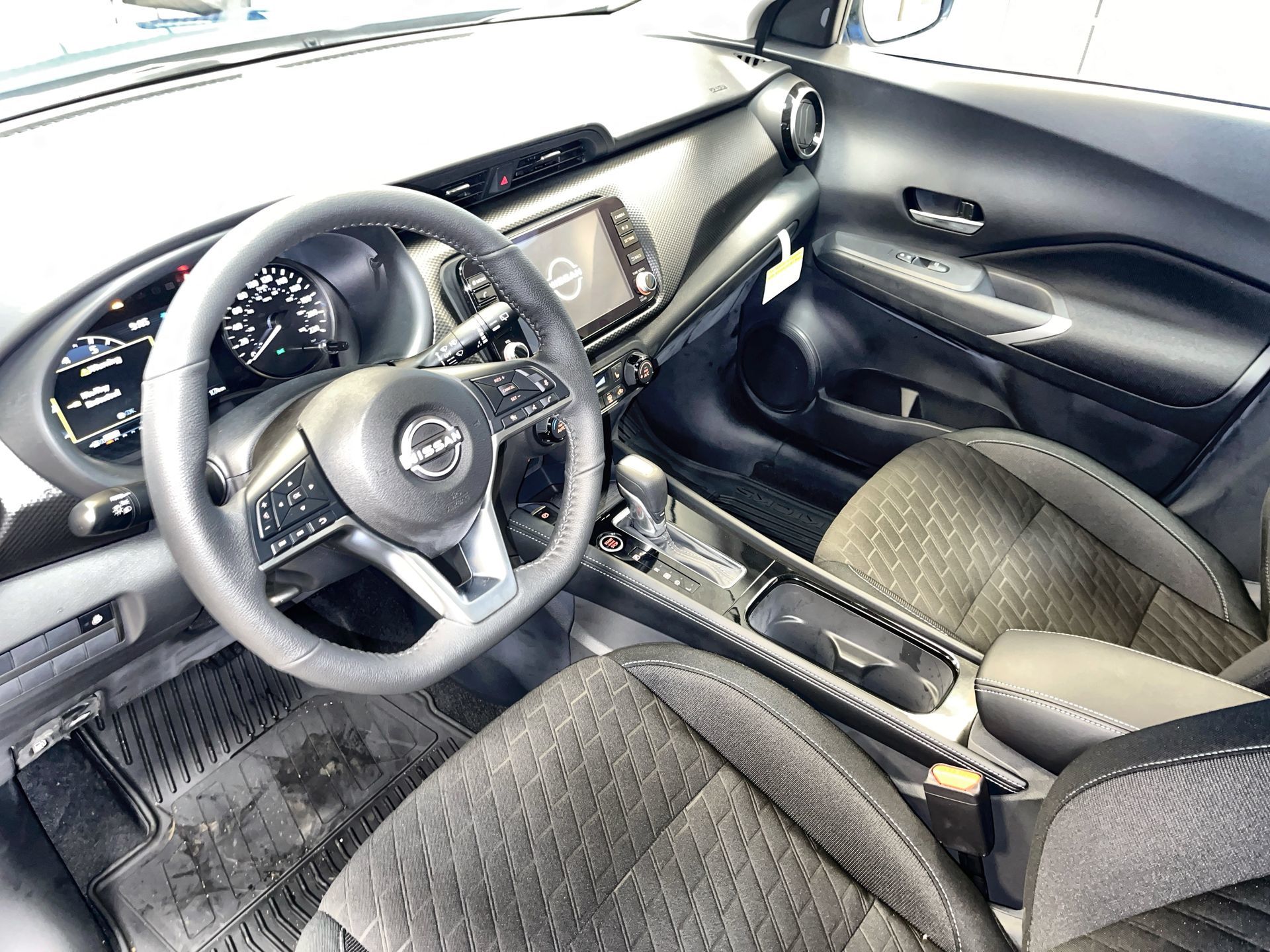 2025 Nissan Kicks Play in Regina, Saskatchewan