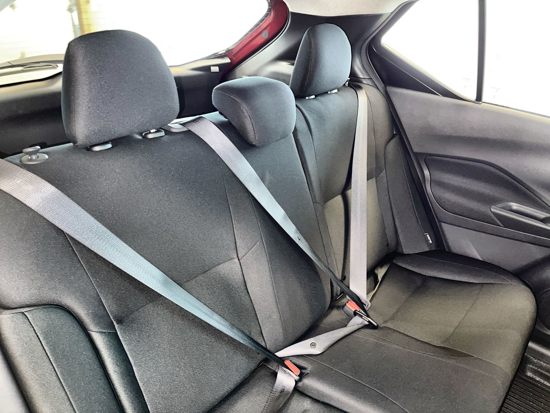 2025 Nissan Kicks Play