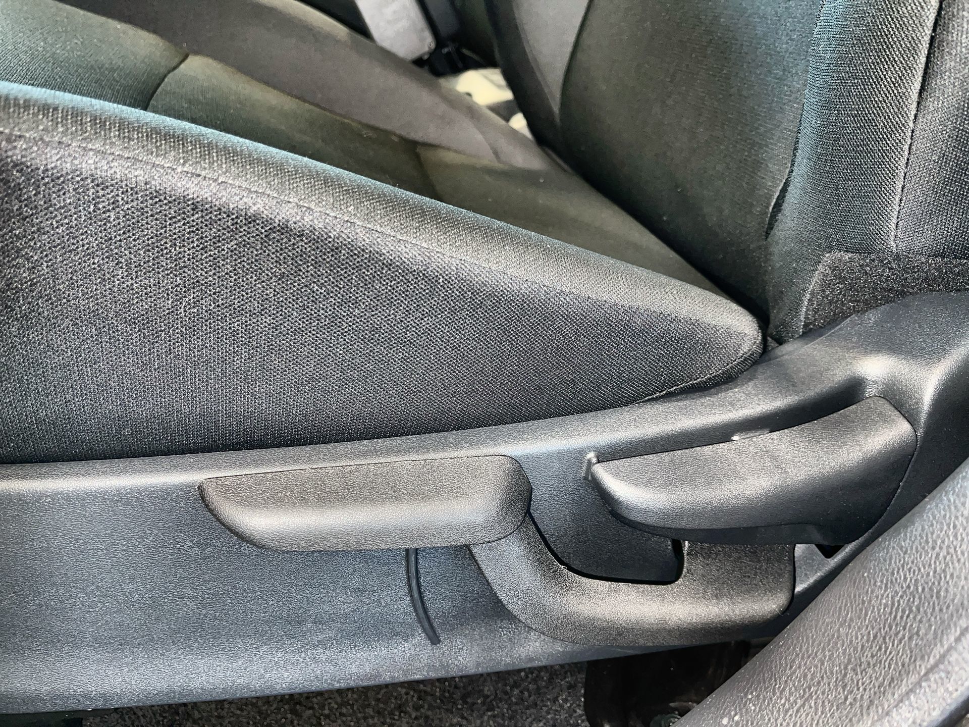 2025 Nissan Kicks Play