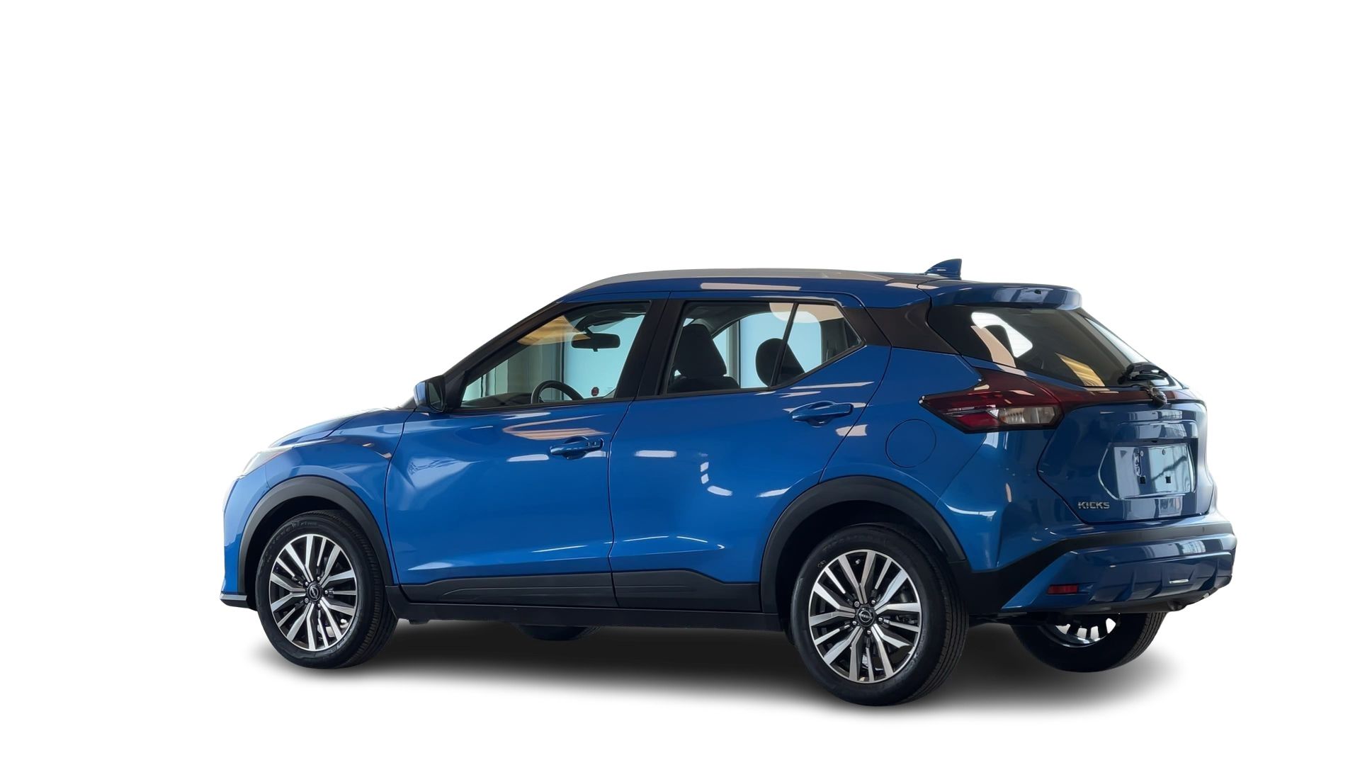 2025 Nissan Kicks Play