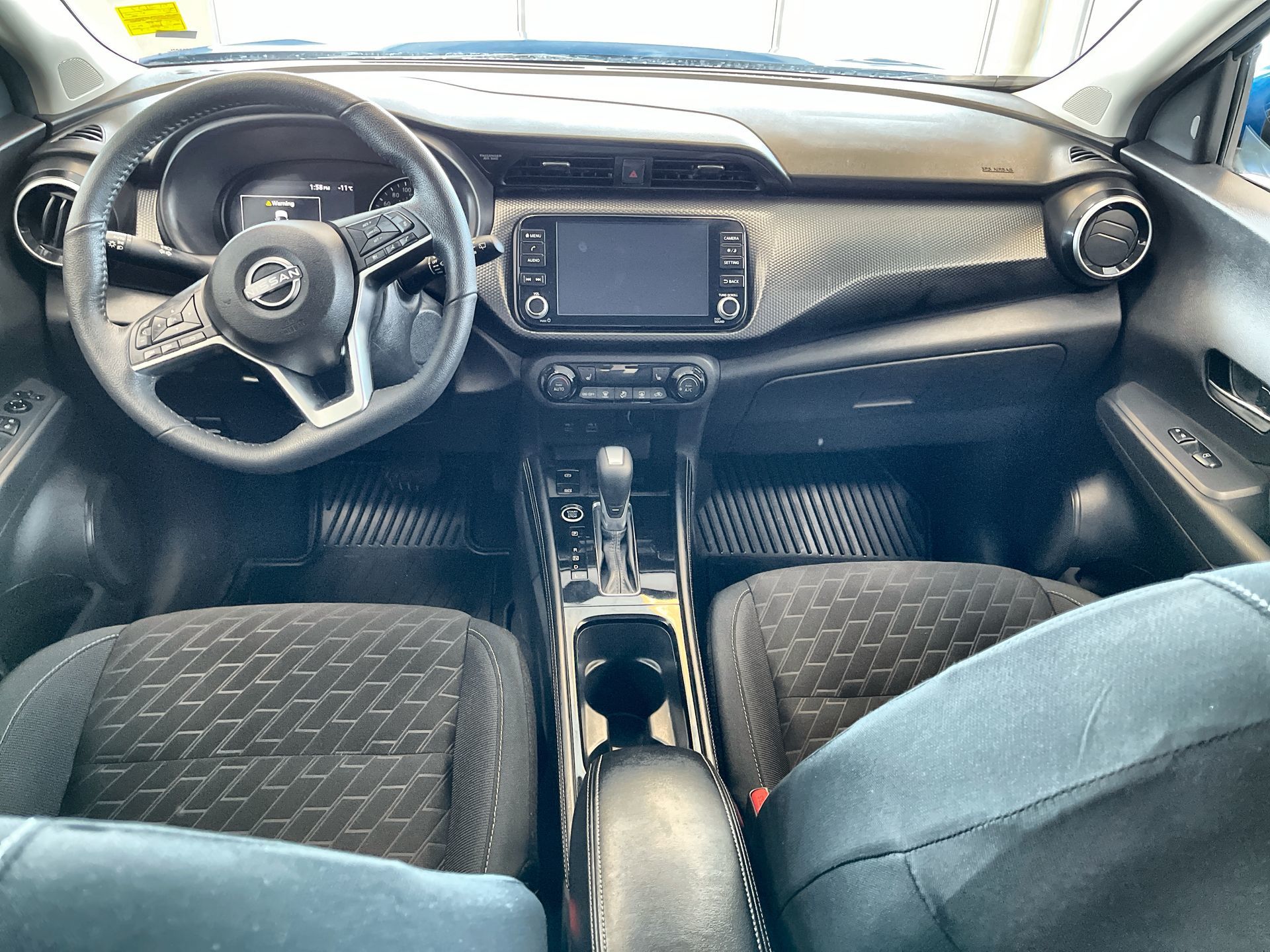 2025 Nissan Kicks Play