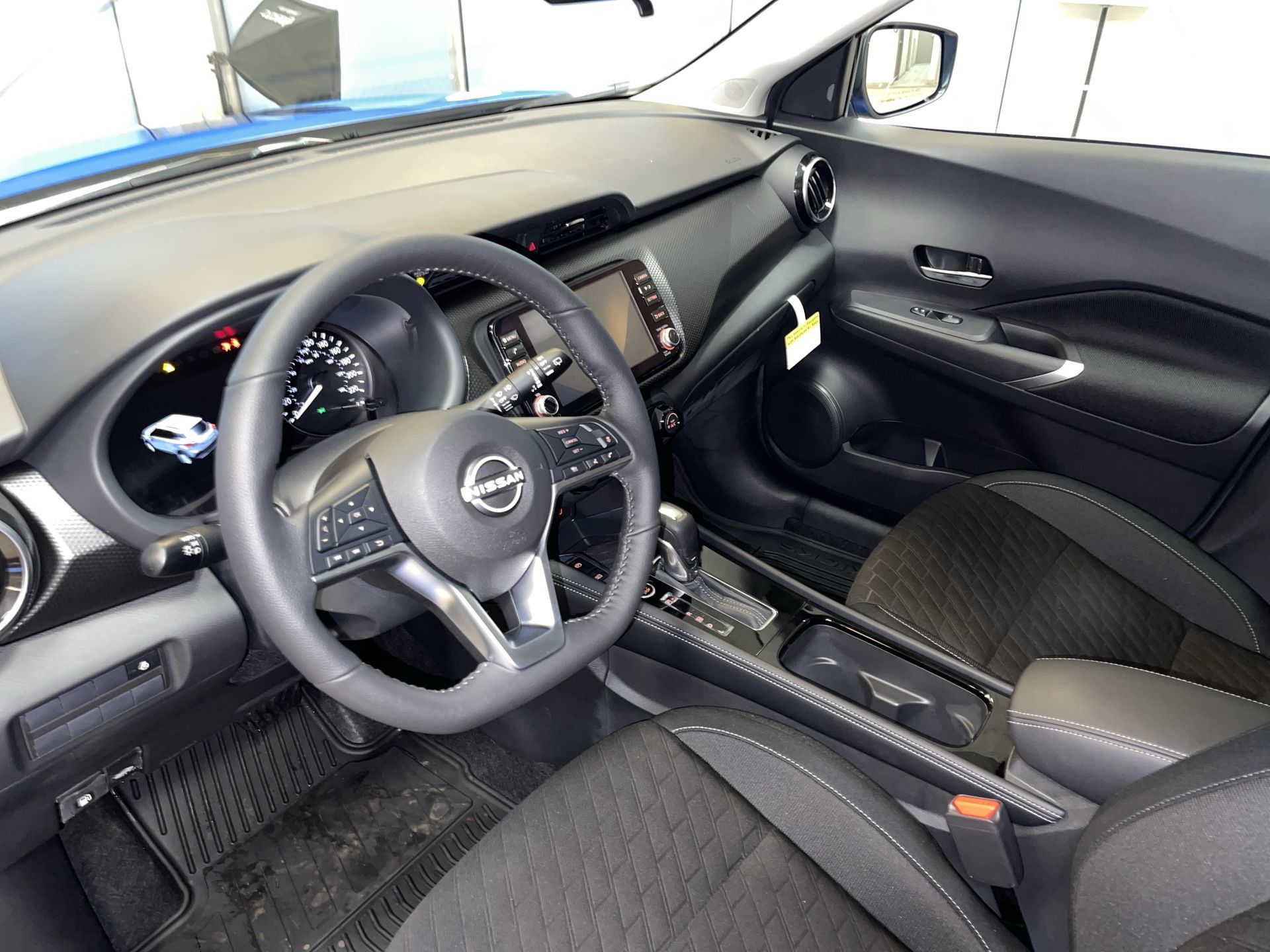 2025 Nissan Kicks Play